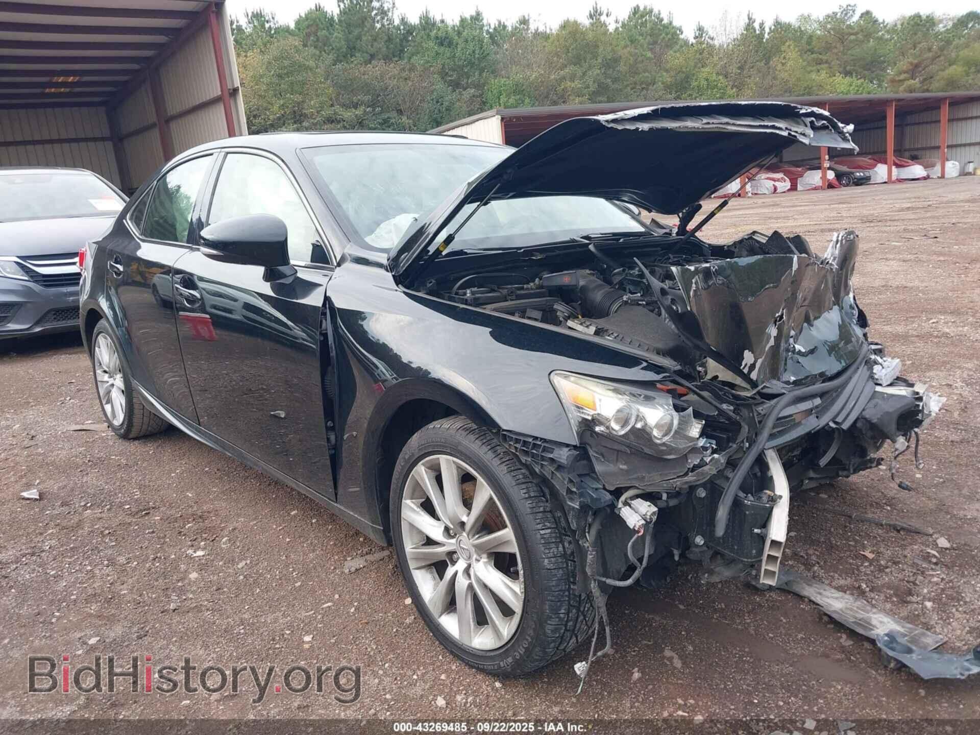 Фотография JTHCF1D28F5018480 - LEXUS IS 250 2015