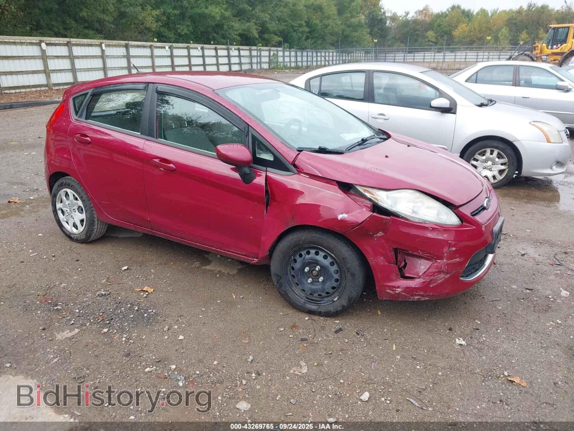 Photo 3FADP4EJ5BM174173 - FORD FIESTA 2011
