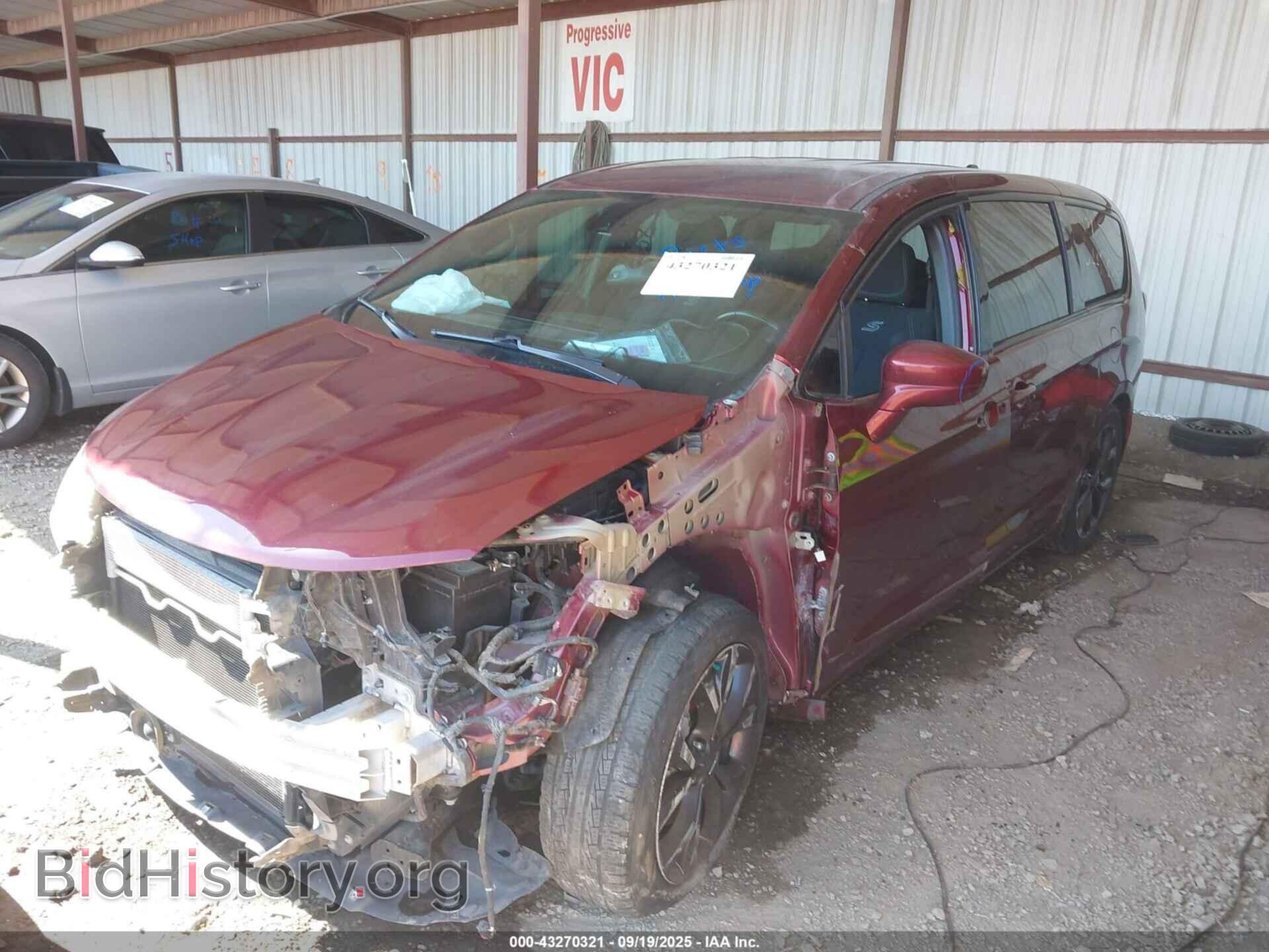 2019 CHRYSLER PACIFICA - VIN: 2C4RC1FG0KR604097 - Фото 2