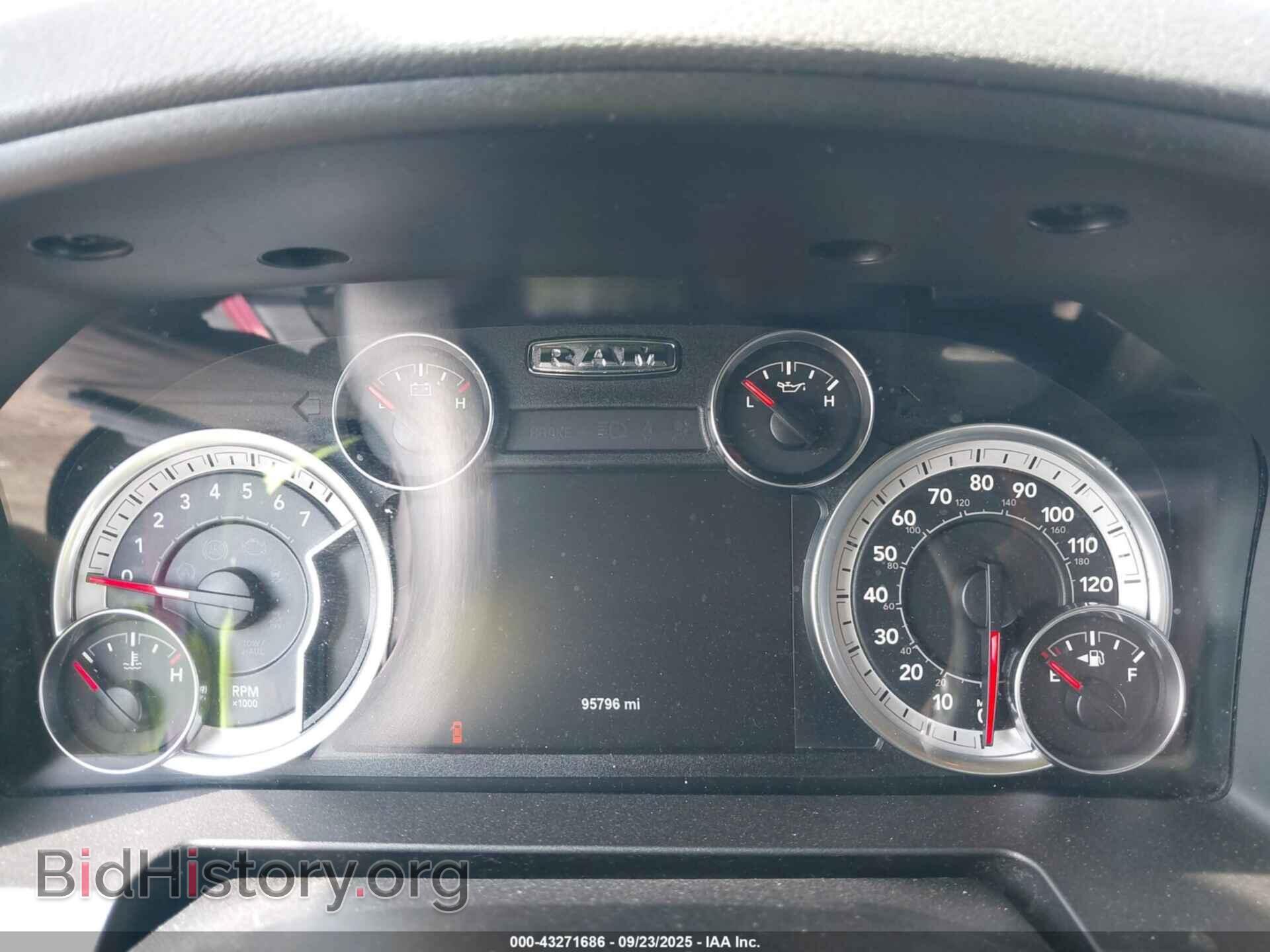 2018 RAM 1500 - VIN: 1C6RR7GT2JS269457 - Фото 7