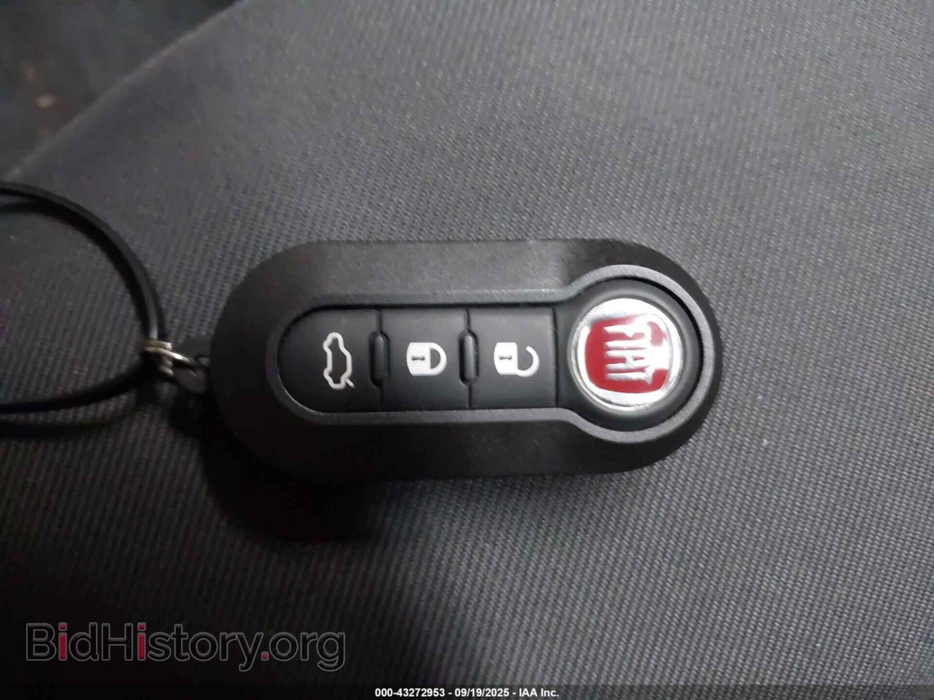 2012 FIAT 500 - VIN: 3C3CFFAR1CT292281 - Photo 11
