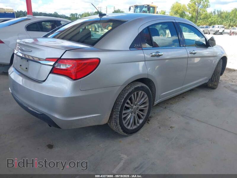 2012 Chrysler 200 (VIN 1C3CCBCB6CN197247) — photo 4 of 11