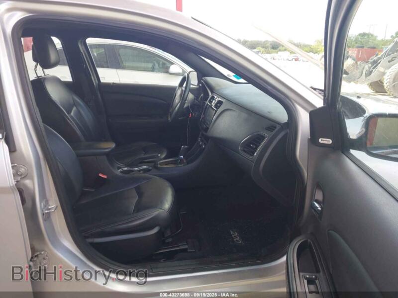 2012 Chrysler 200 (VIN 1C3CCBCB6CN197247) — photo 5 of 11