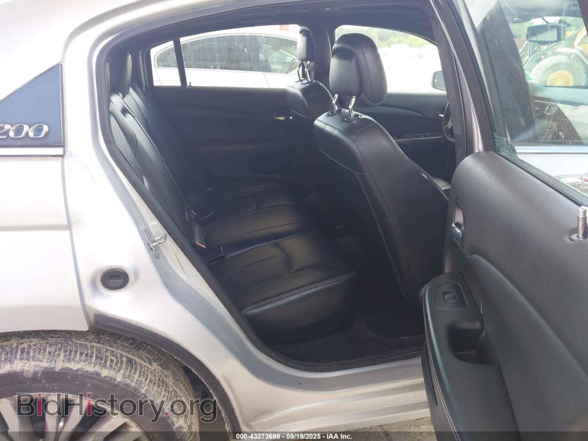 2012 CHRYSLER 200 - VIN: 1C3CCBCB6CN197247 - Фото 8