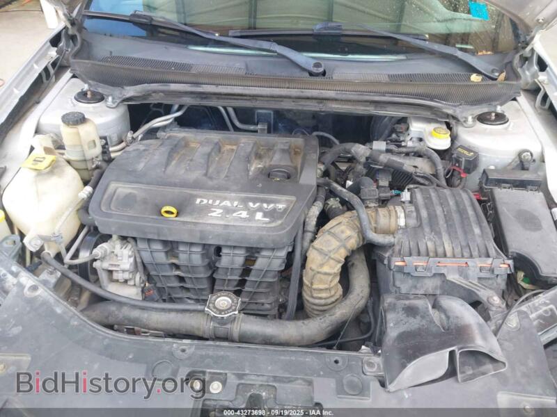 2012 Chrysler 200 (VIN 1C3CCBCB6CN197247) — photo 10 of 11