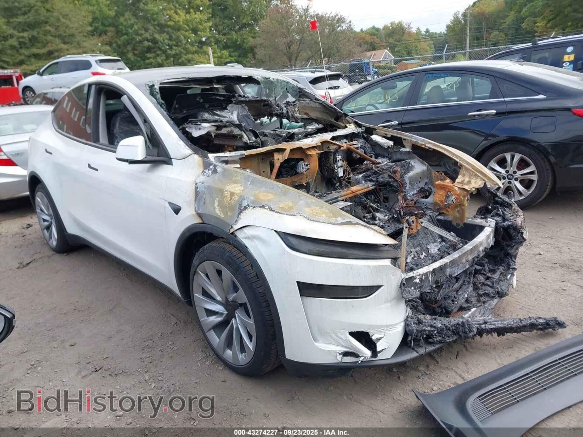 Фотография 7SAYGDEE9TF339892 - TESLA MODEL Y 2026