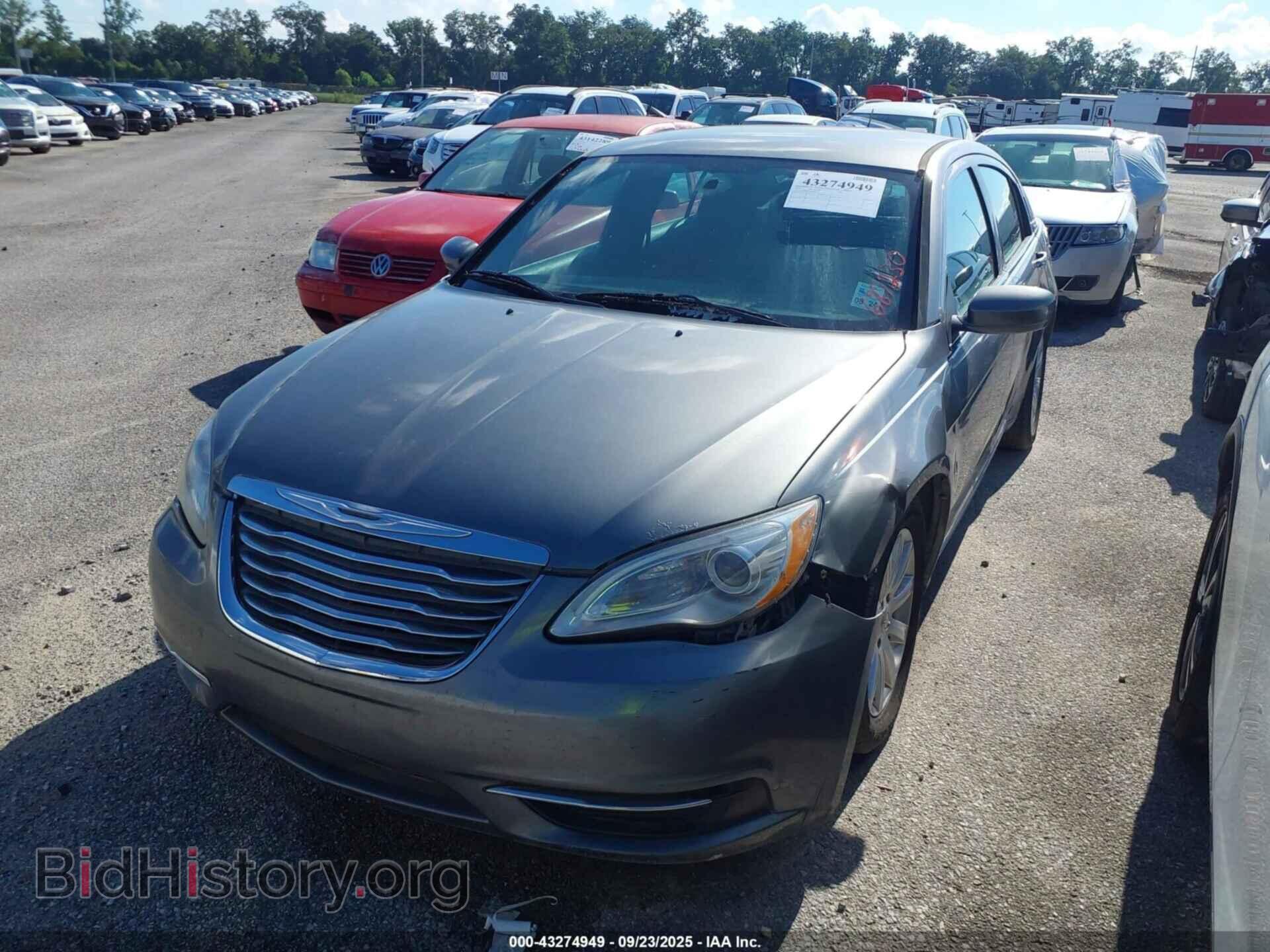 2013 CHRYSLER 200 - VIN: 1C3CCBBB3DN687230 - Photo 2
