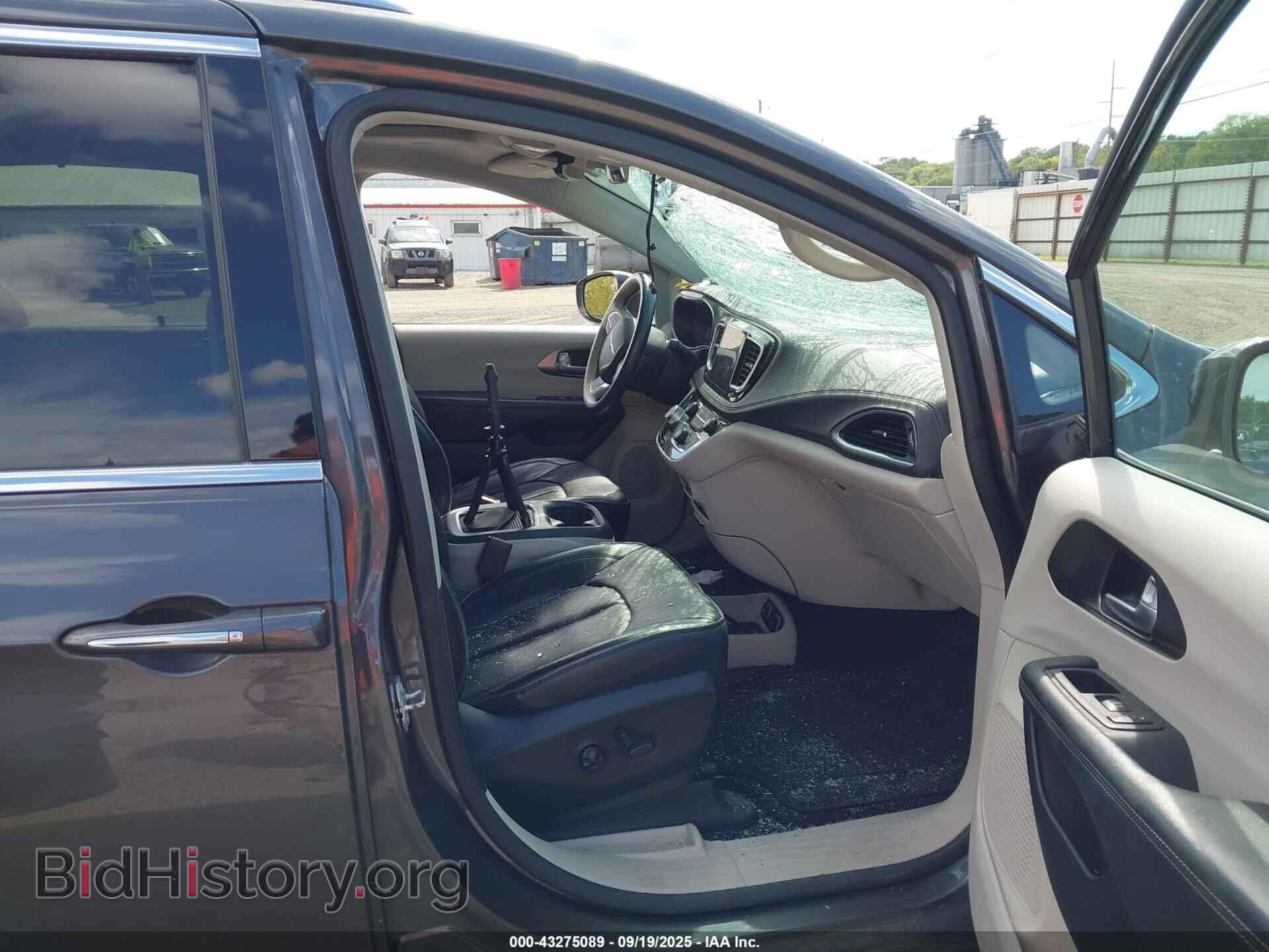 2017 CHRYSLER PACIFICA - VIN: 2C4RC1GG6HR741343 - Фото 5
