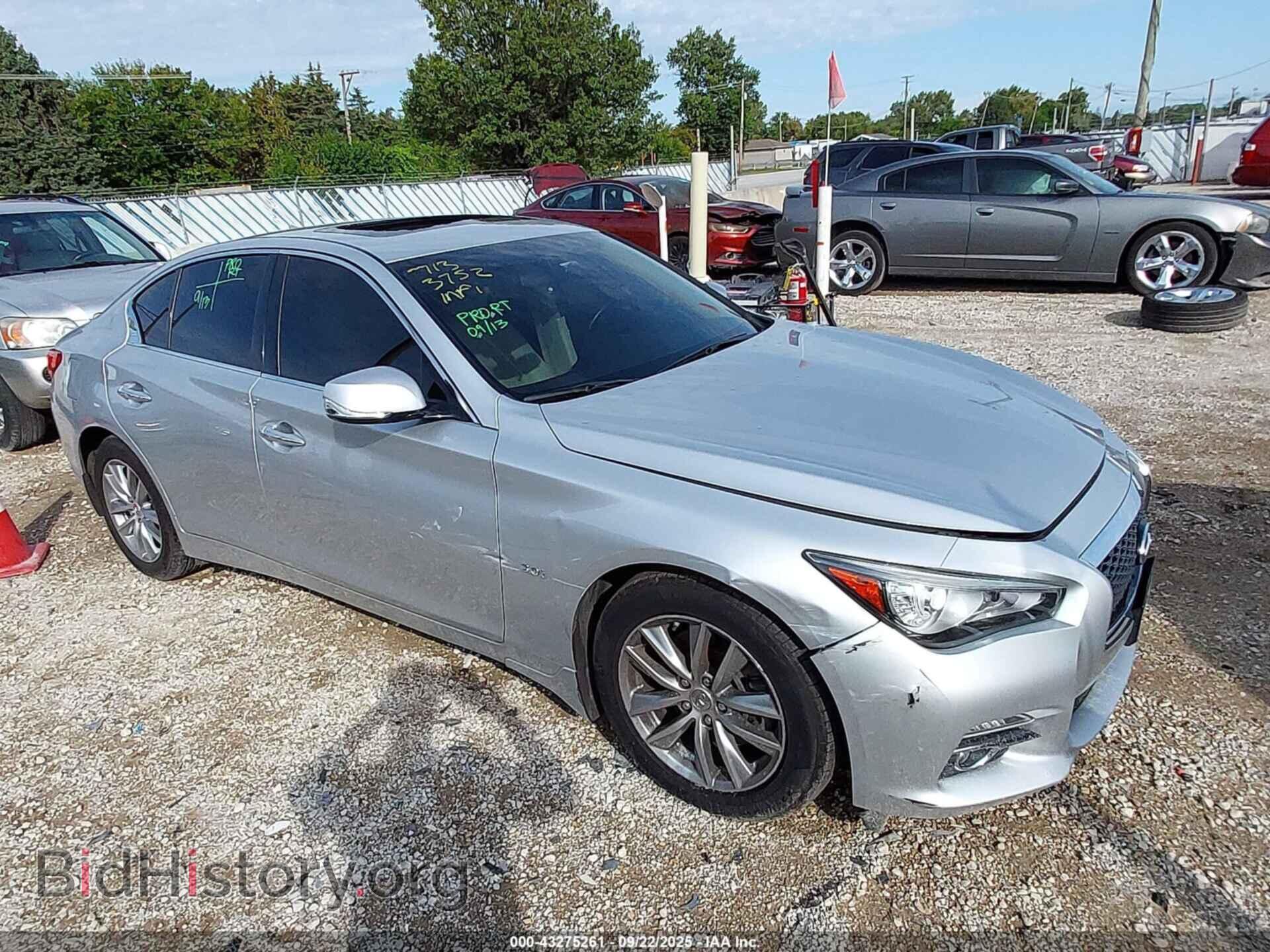 Photo JN1EV7AR0HM835441 - INFINITI Q50 2017