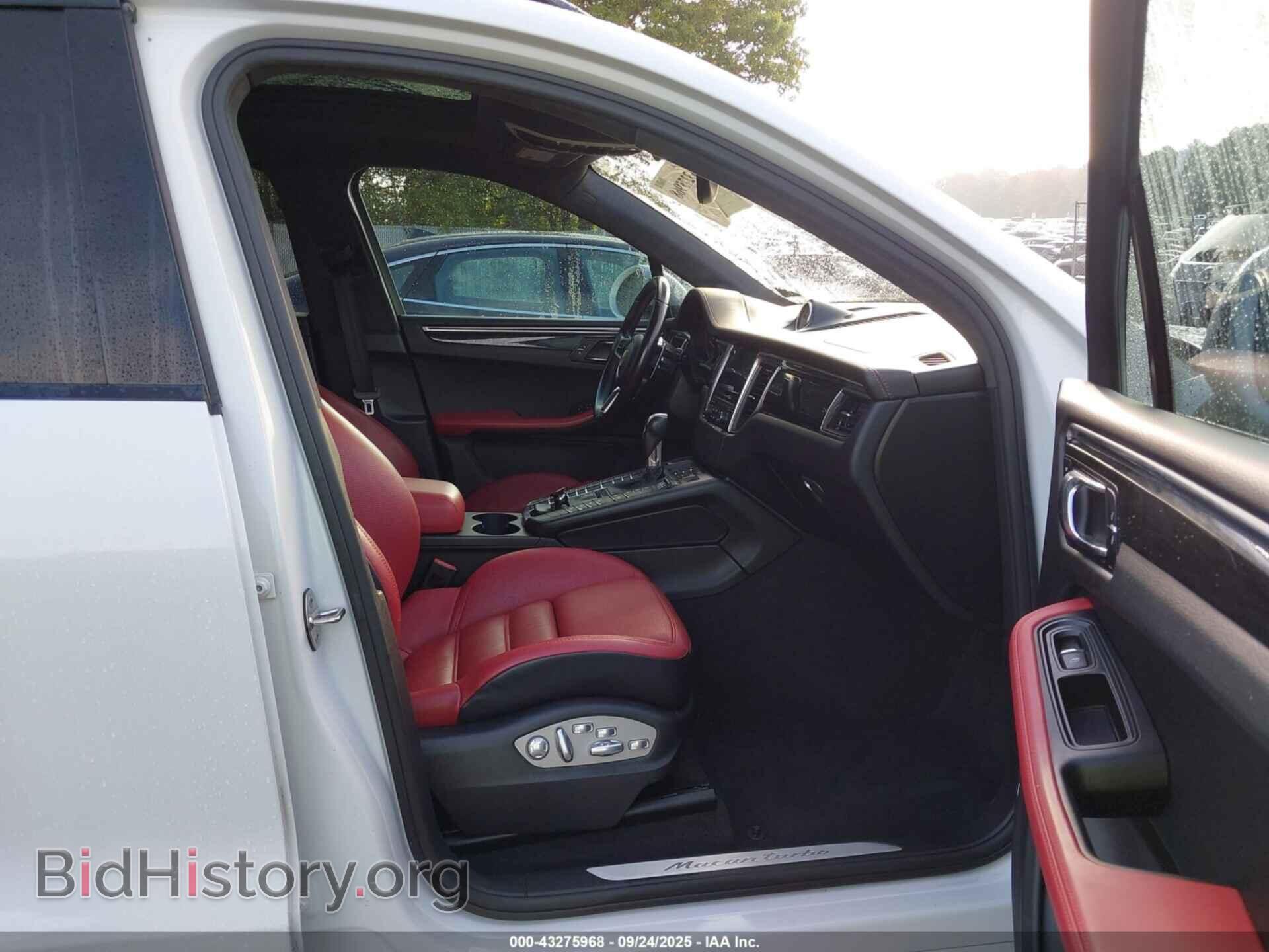 2017 PORSCHE MACAN - VIN: WP1AF2A50HLB61143 - Photo 5