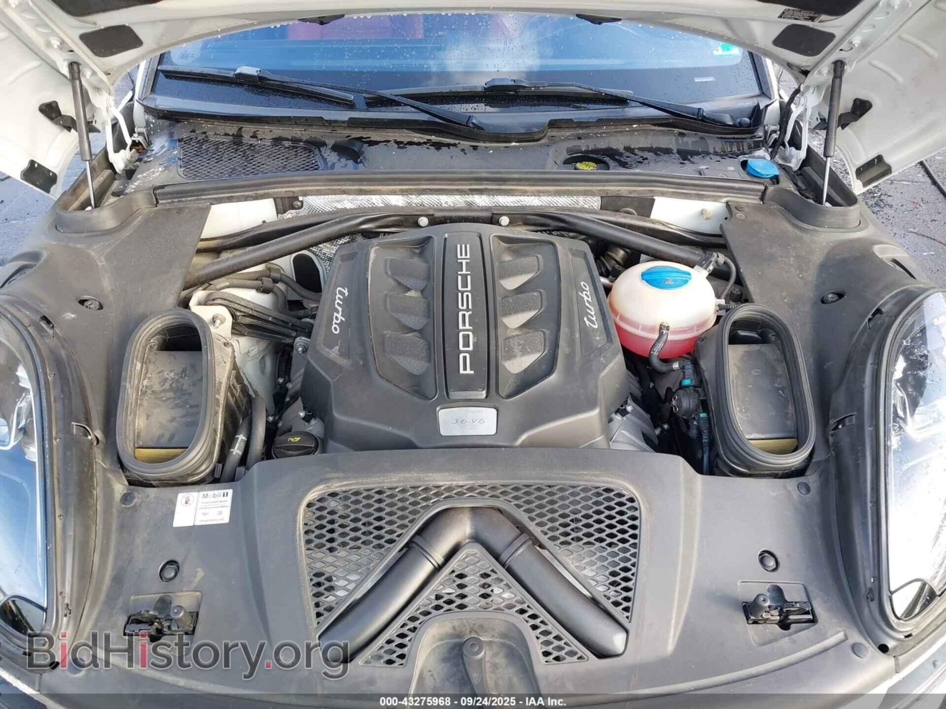 2017 PORSCHE MACAN - VIN: WP1AF2A50HLB61143 - Photo 10