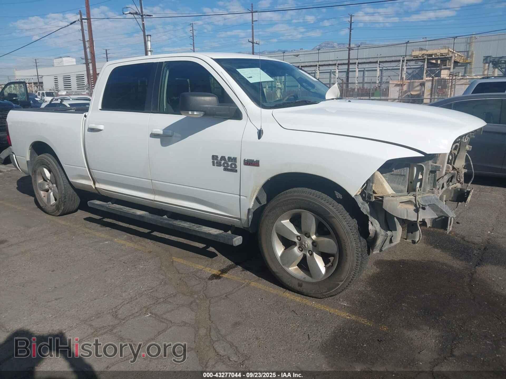 Photo 1C6RR7TT0KS687507 - RAM 1500 CLASSIC 2019