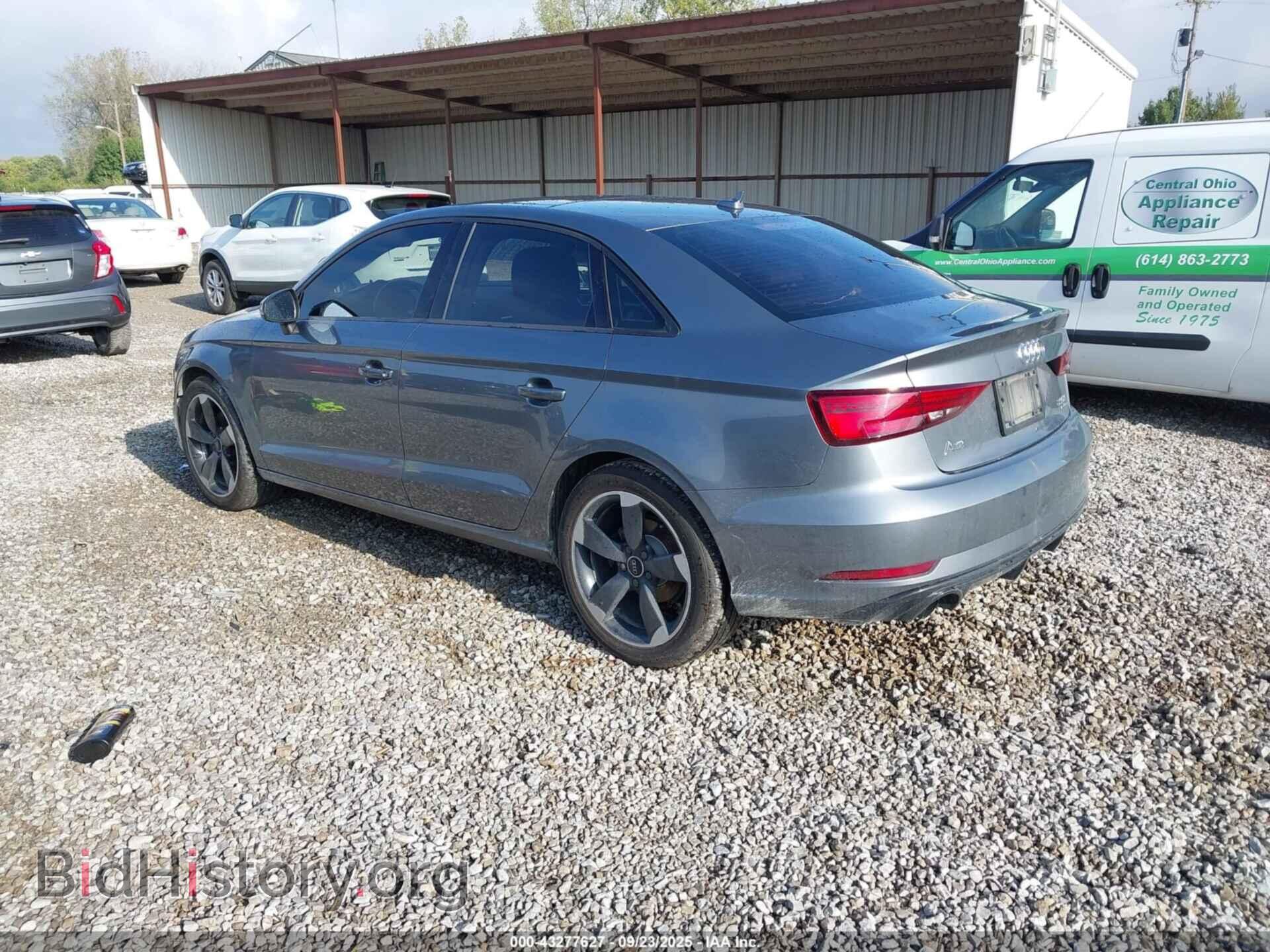 2017 AUDI A3 - VIN: WAUB8GFF7H1012297 - Фото 3