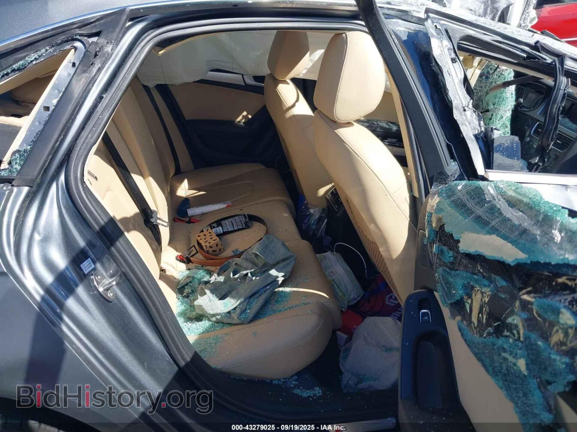 2015 AUDI A4 - VIN: WAUEFAFL4FA070273 - Фото 8