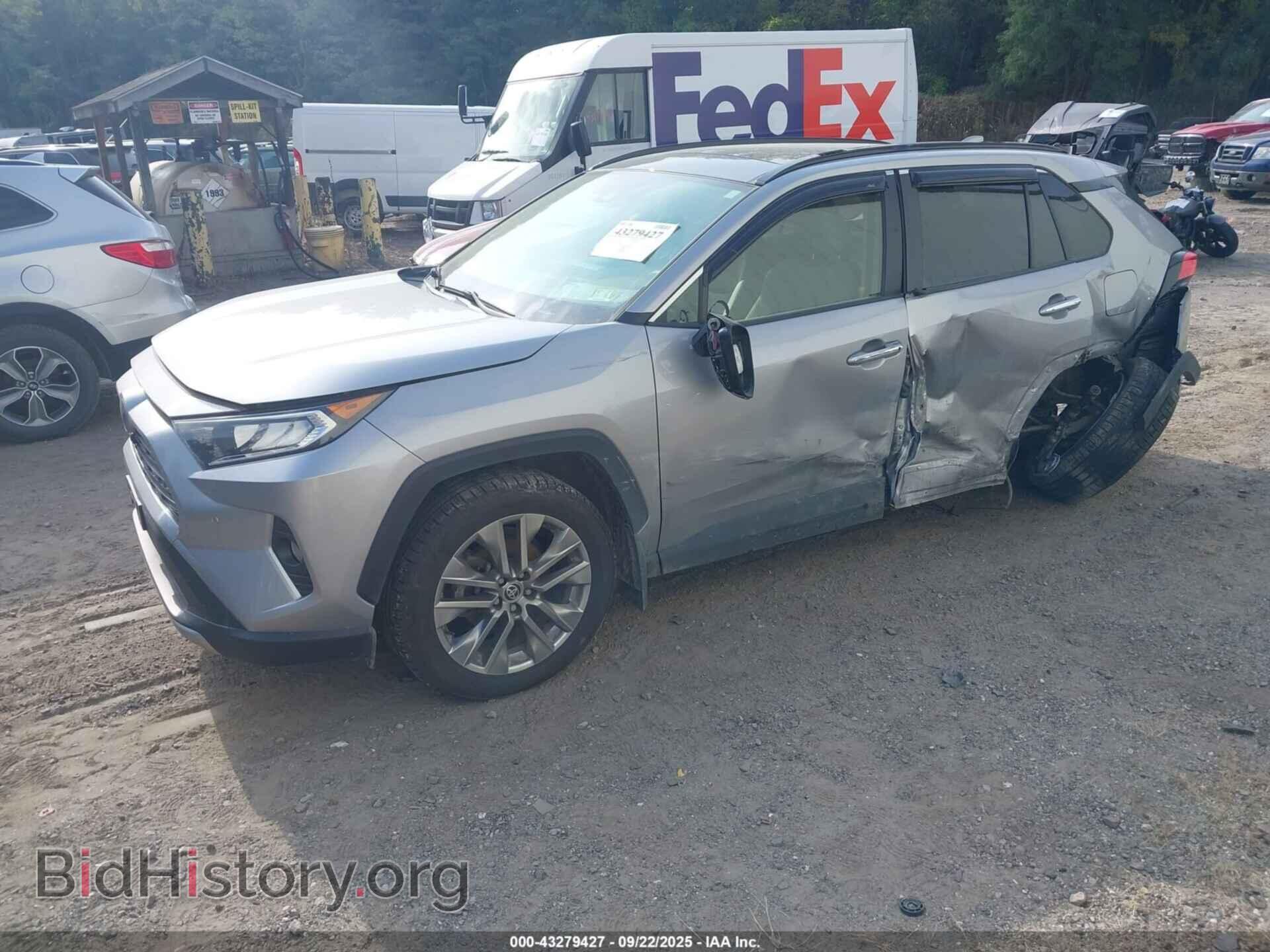 2021 TOYOTA RAV4 - VIN: JTMN1RFVXMD083493 - Фото 2