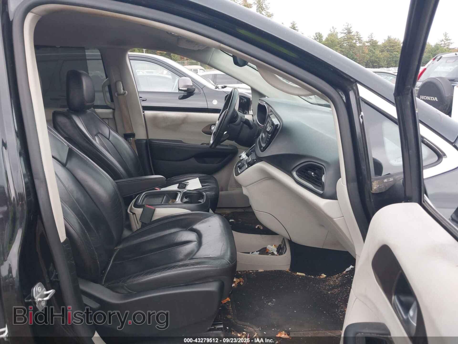 2017 CHRYSLER PACIFICA - VIN: 2C4RC1BG2HR594588 - Photo 5