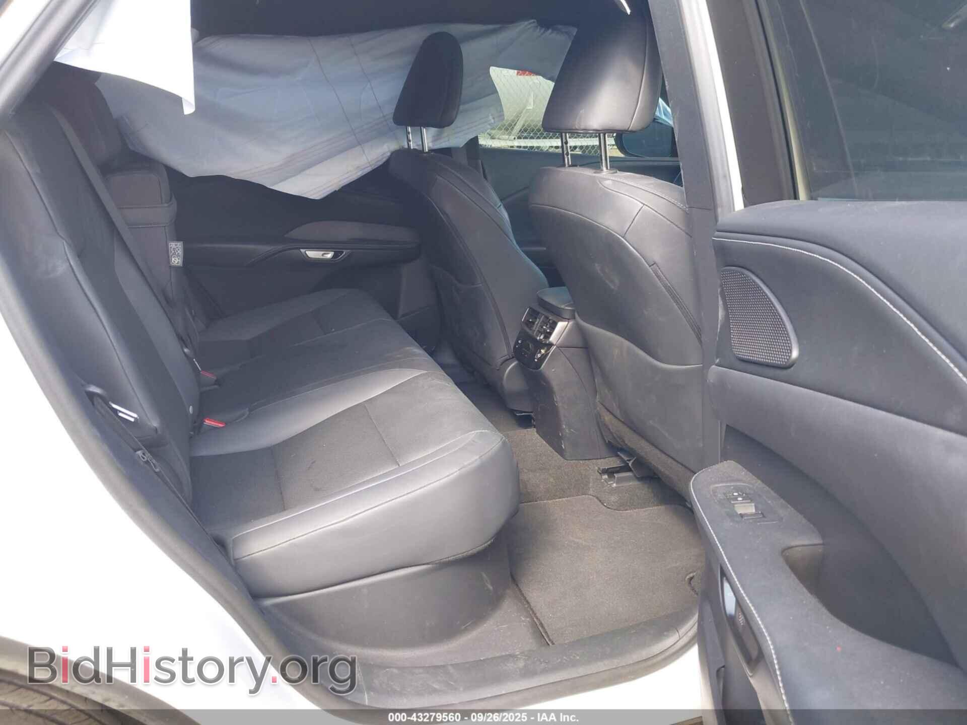 2023 LEXUS RX 350 - VIN: 2T2BAMBA7PC017182 - Photo 8