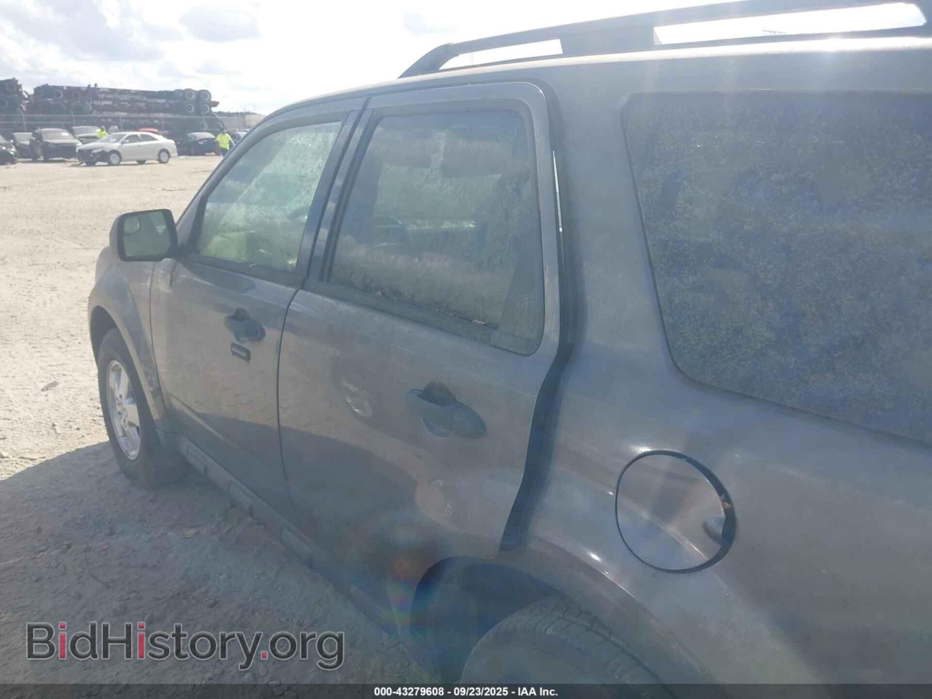 2011 FORD ESCAPE - VIN: 1FMCU0D7XBKB63444 - Фото 6