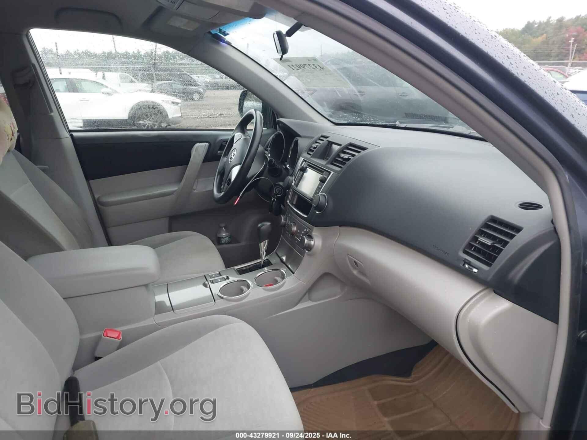 2013 TOYOTA HIGHLANDER - VIN: 5TDBK3EH8DS252374 - Фото 5