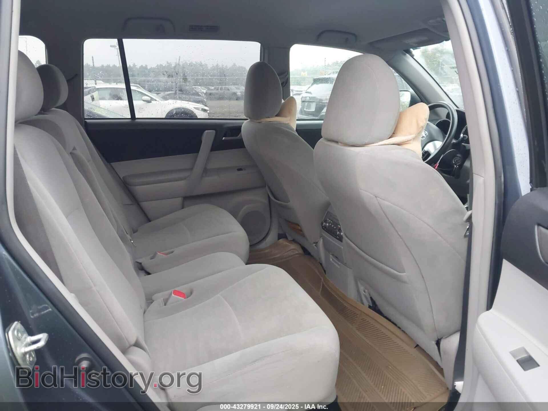 2013 TOYOTA HIGHLANDER - VIN: 5TDBK3EH8DS252374 - Фото 8