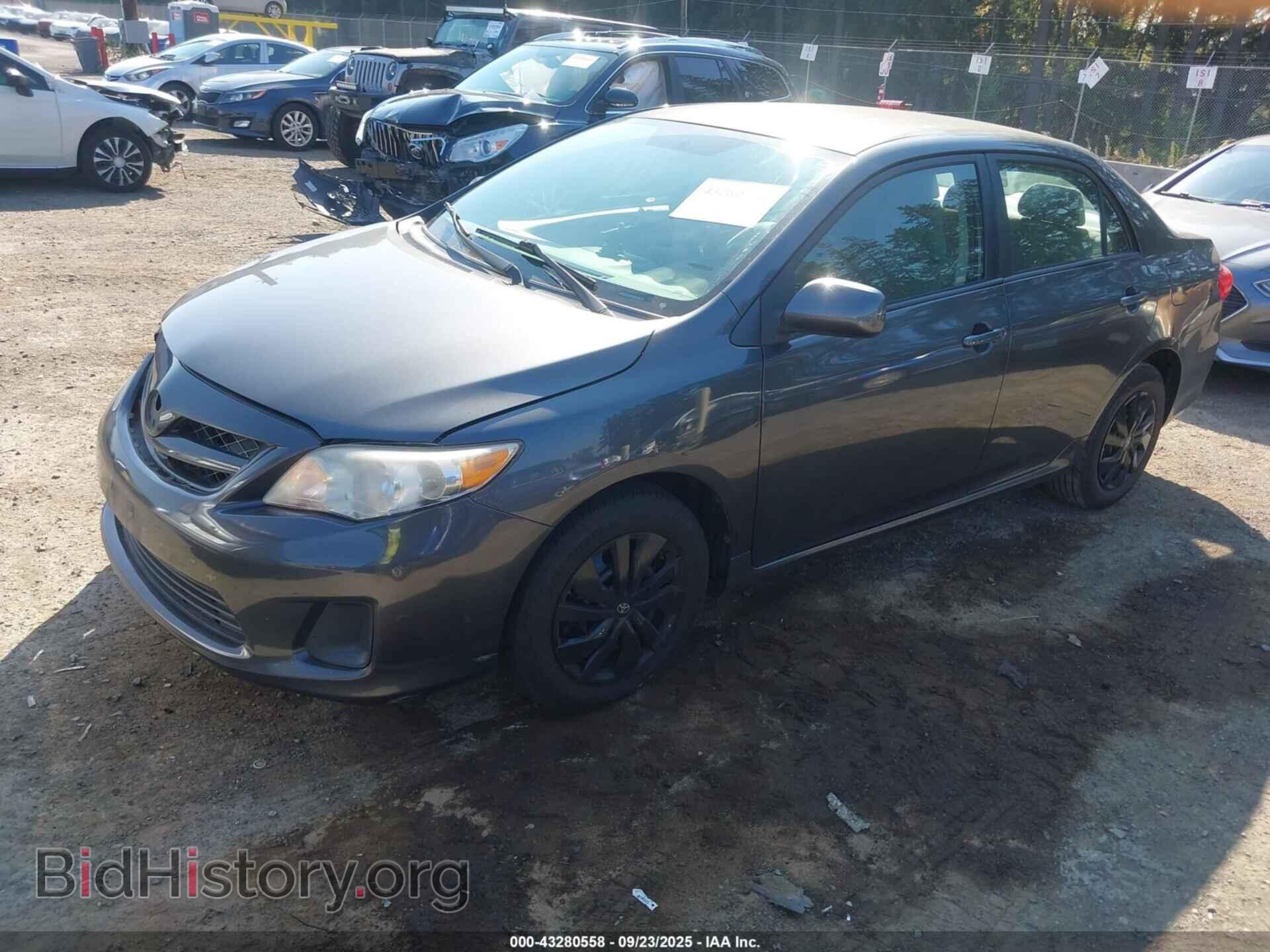 2011 TOYOTA COROLLA - VIN: 2T1BU4EE4BC574800 - Фото 2