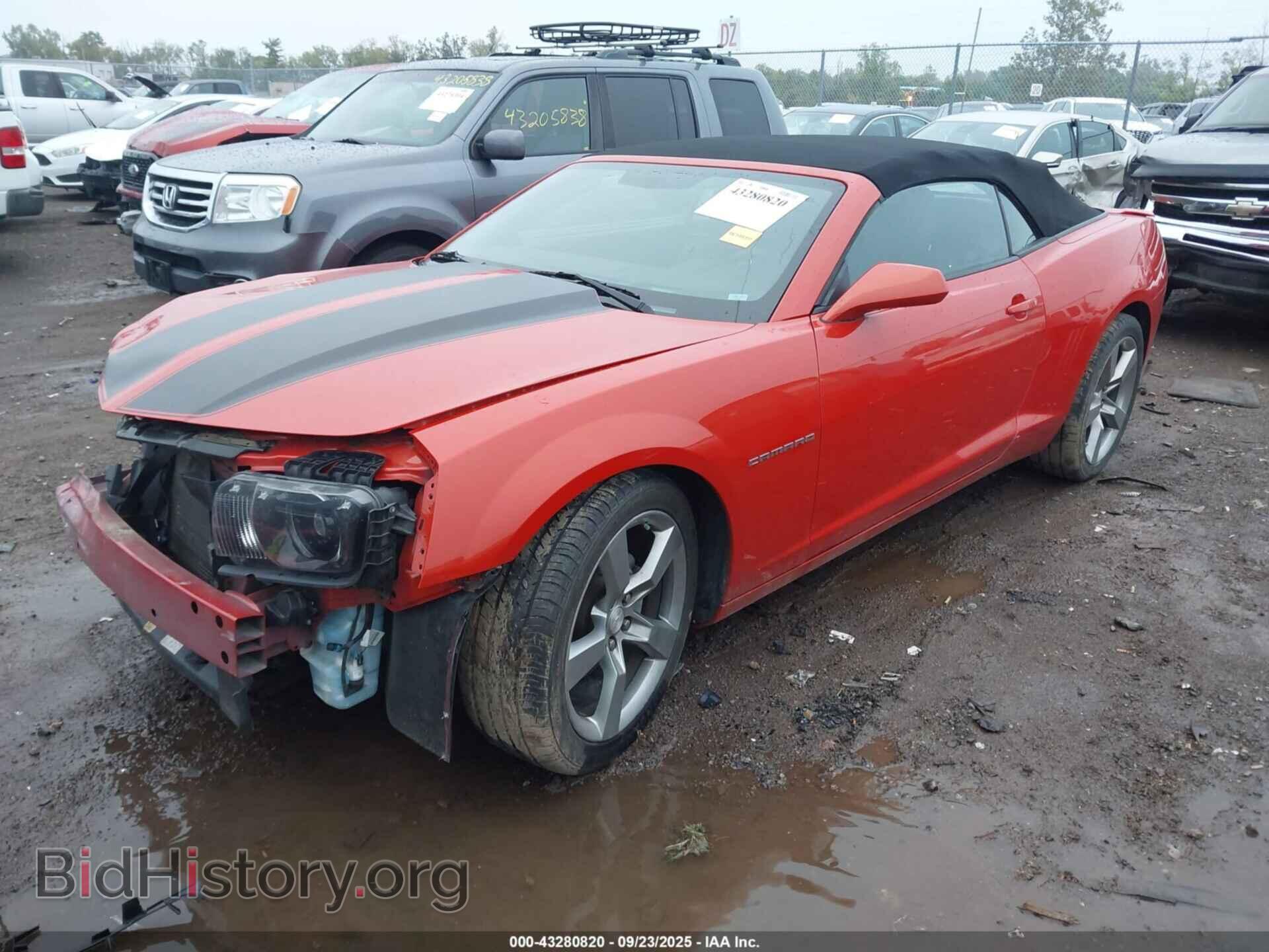 2011 CHEVROLET CAMARO - VIN: 2G1FC3DD9B9170357 - Фото 2