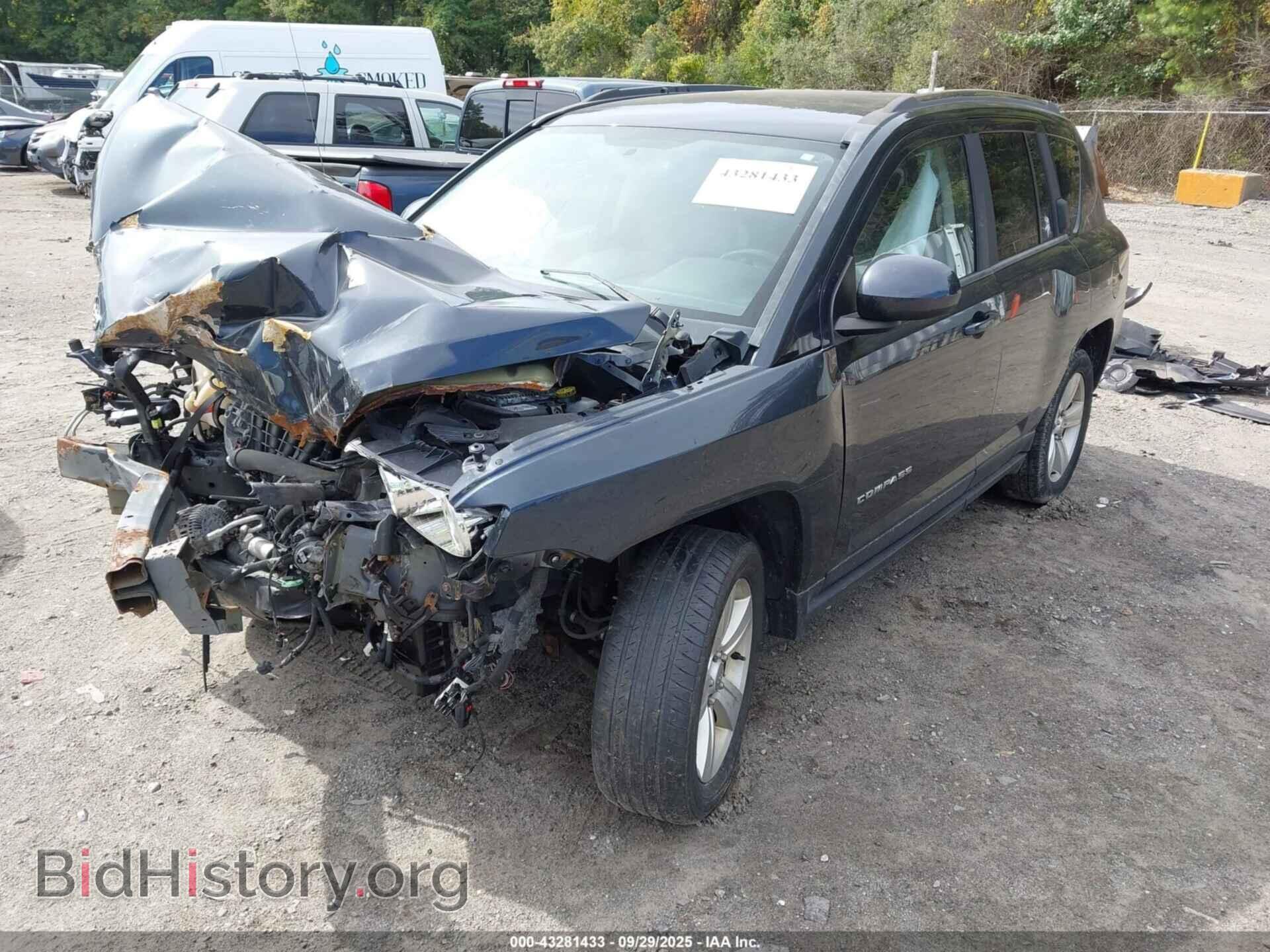 2014 JEEP COMPASS - VIN: 1C4NJDEB8ED530480 - Фото 2