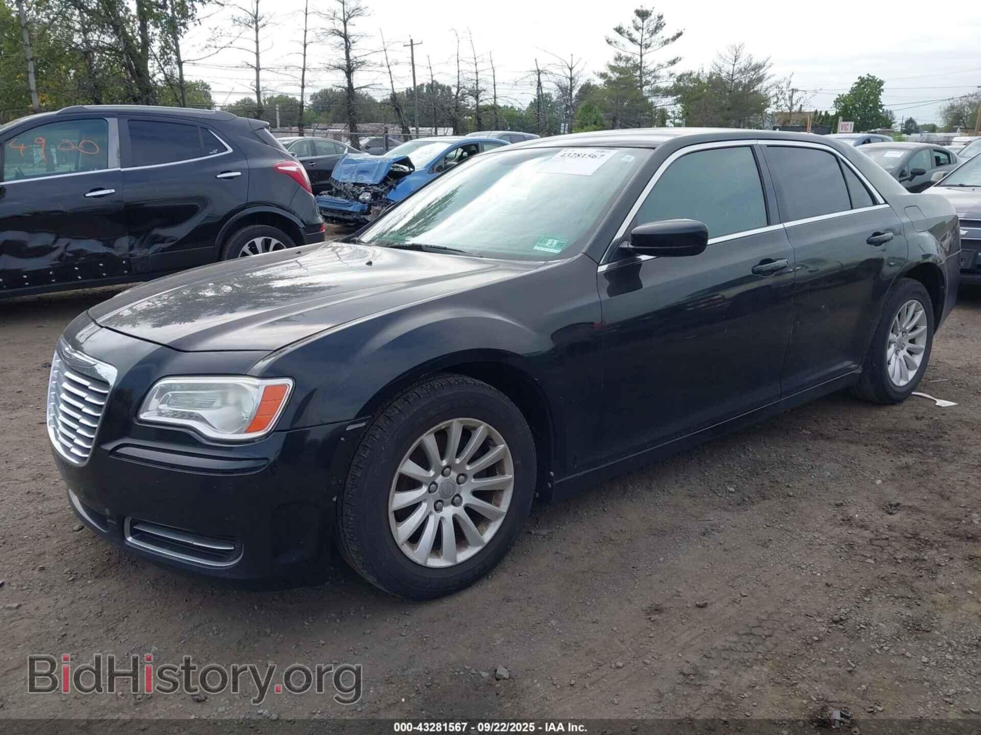 2014 CHRYSLER 300 - VIN: 2C3CCAAG4EH127525 - Фото 2