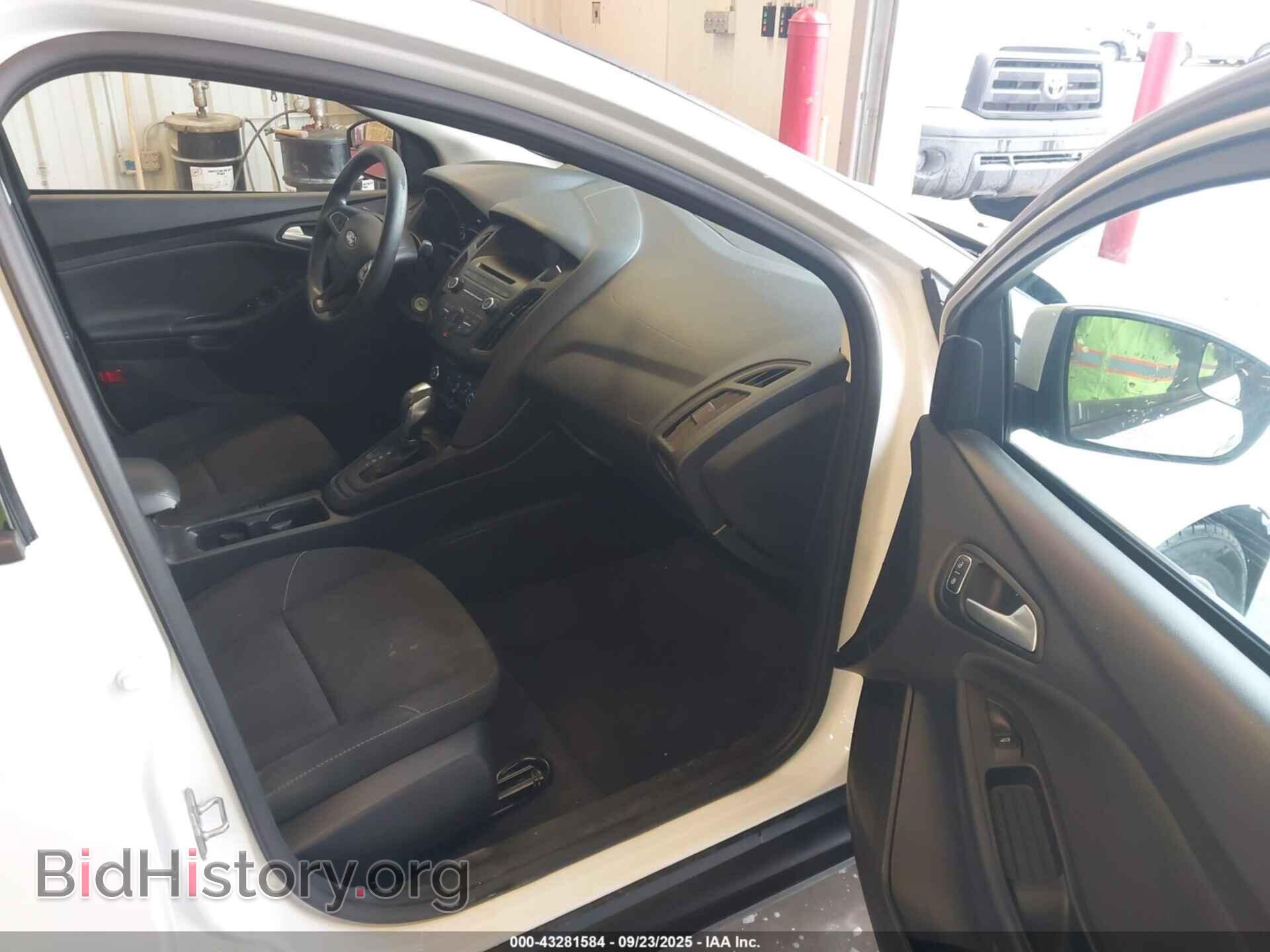 2016 FORD FOCUS - VIN: 1FADP3F28GL325114 - Photo 5