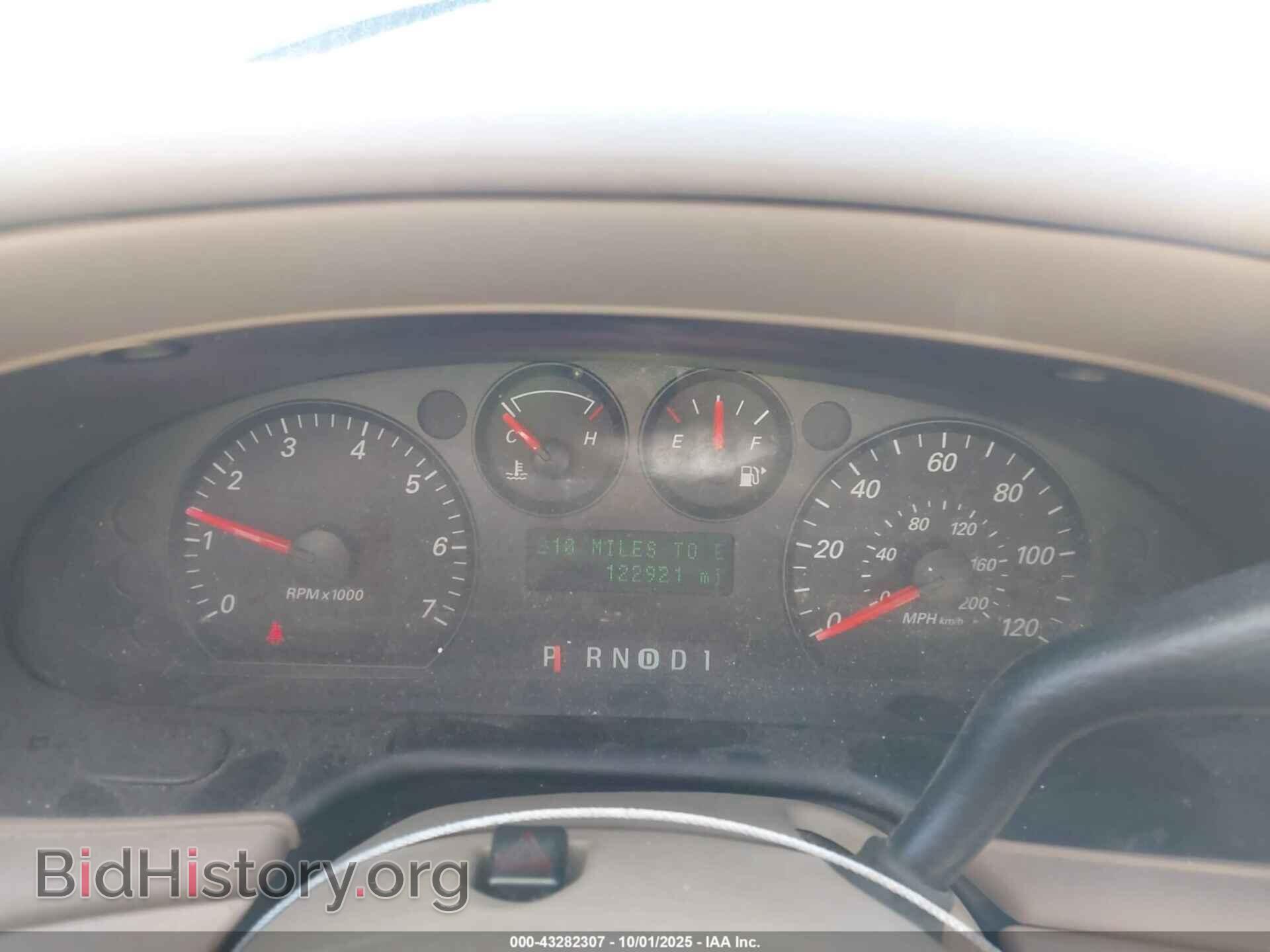 2006 FORD TAURUS - VIN: 1FAFP53U36A171352 - Фото 7