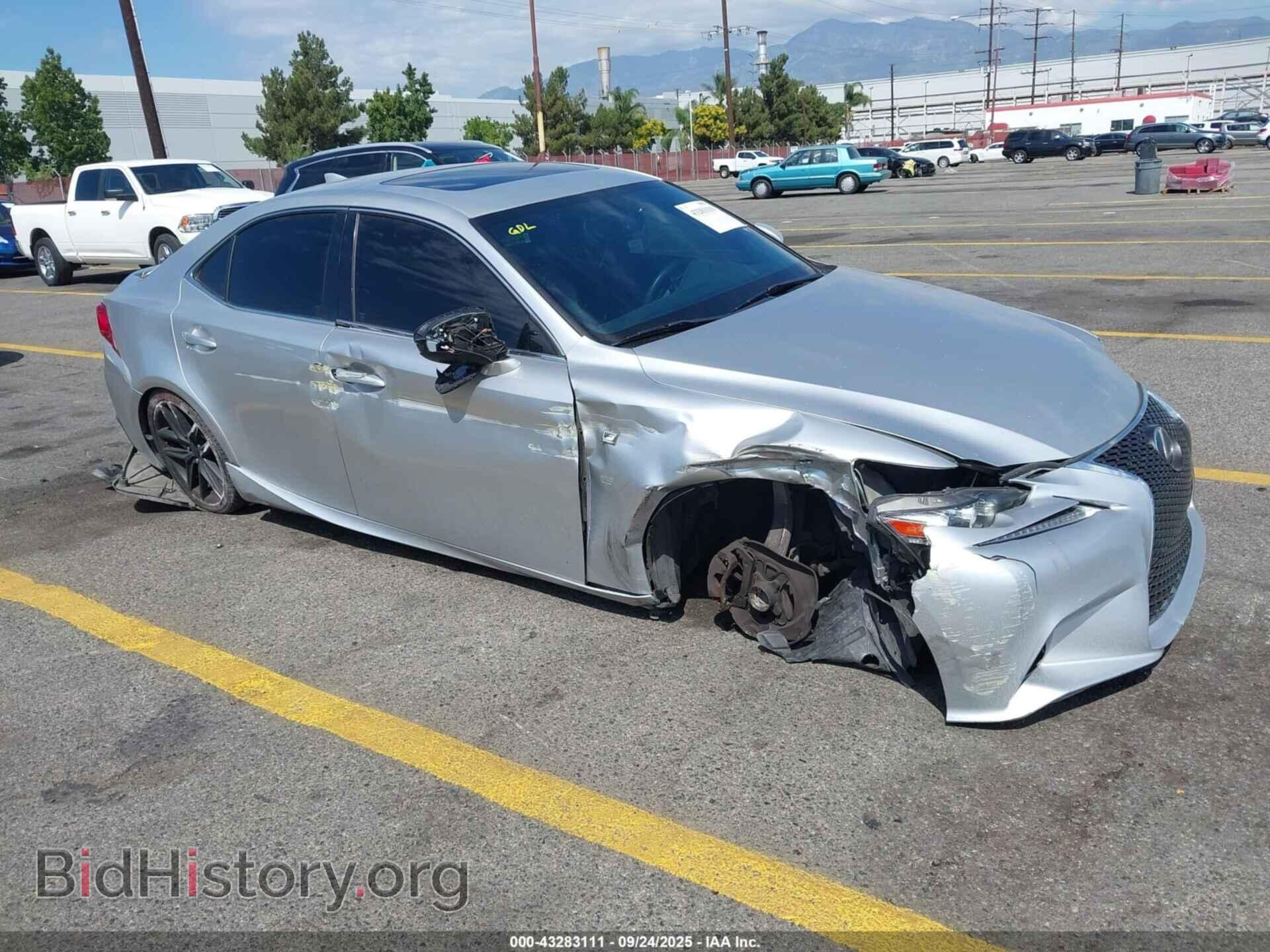 Фотография JTHBF1D20F5053946 - LEXUS IS 250 2015