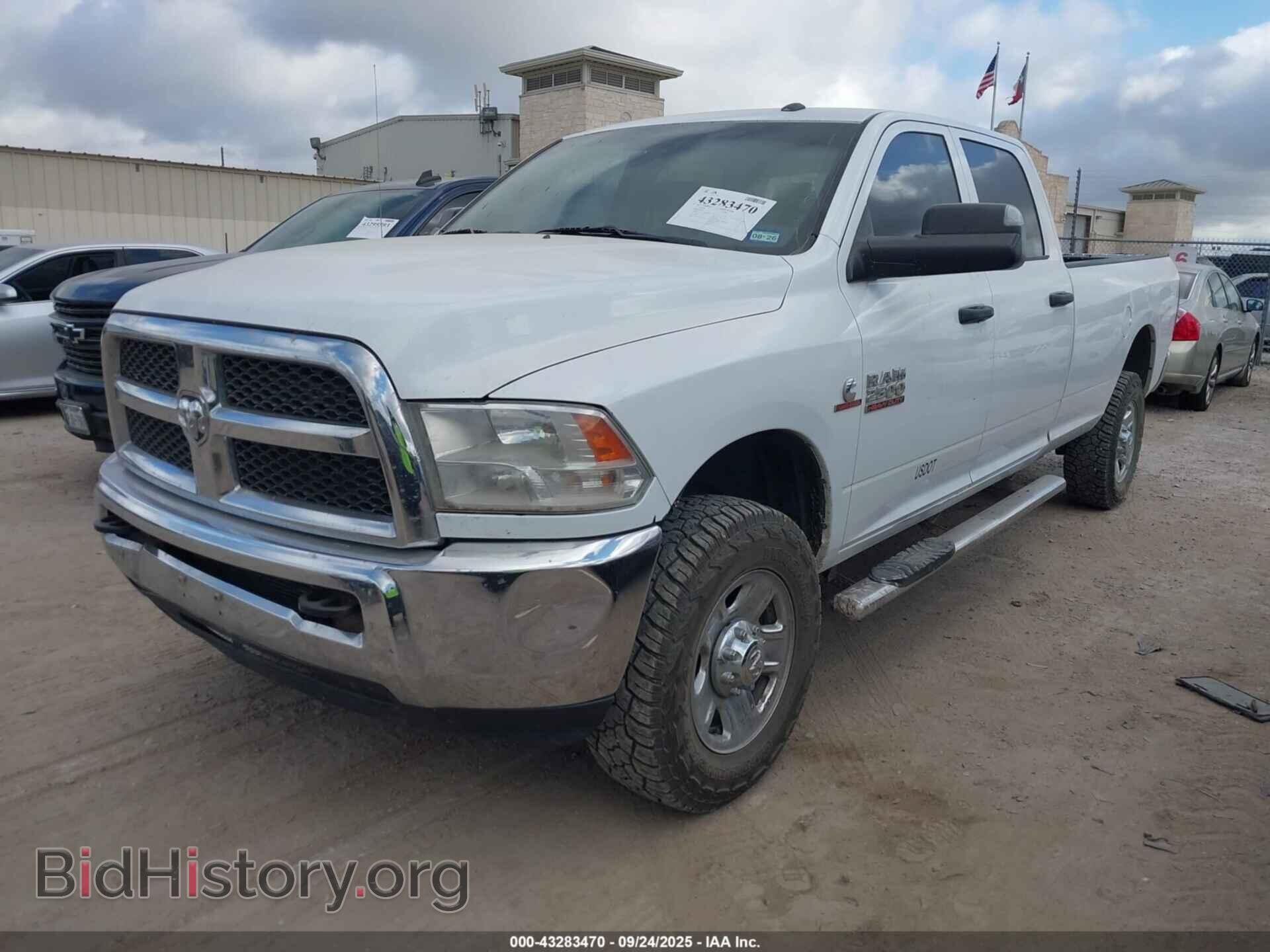 2018 RAM 2500 - VIN: 3C6UR5HL6JG261012 - Фото 2