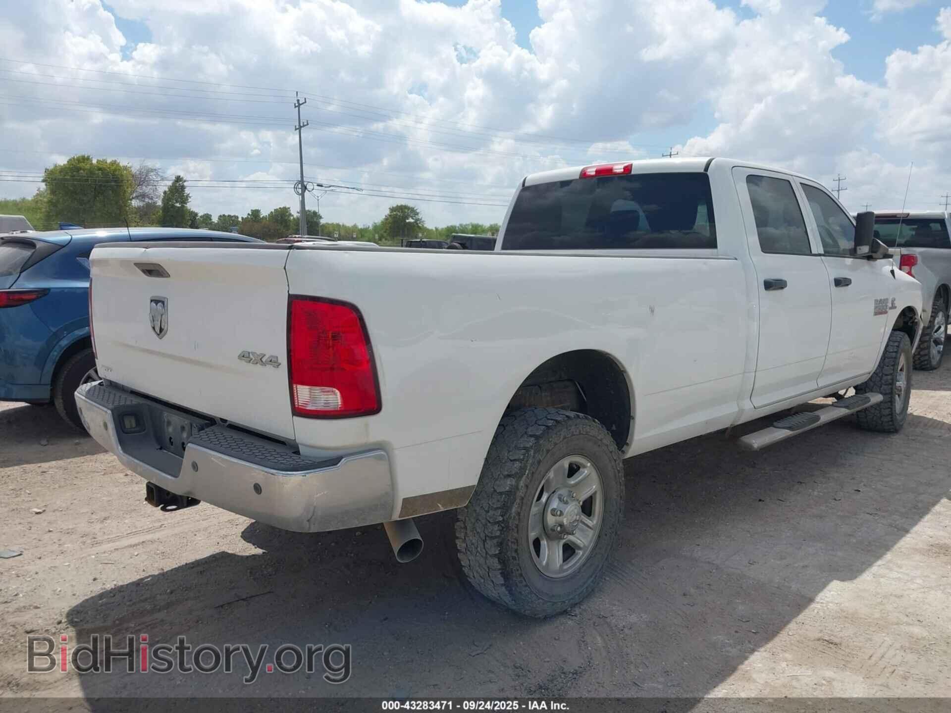 2018 RAM 2500 - VIN: 3C6UR5HL4JG261011 - Фото 4