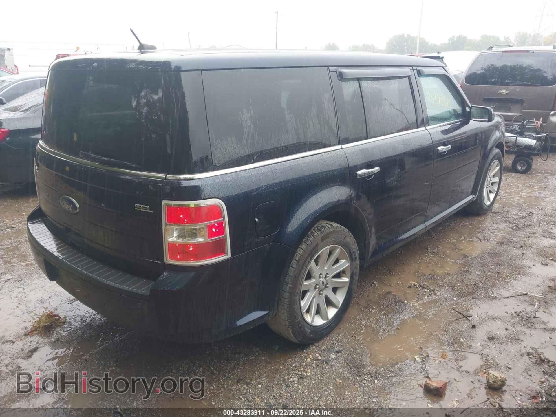 2010 FORD FLEX - VIN: 2FMGK5CC9ABA39676 - Photo 4