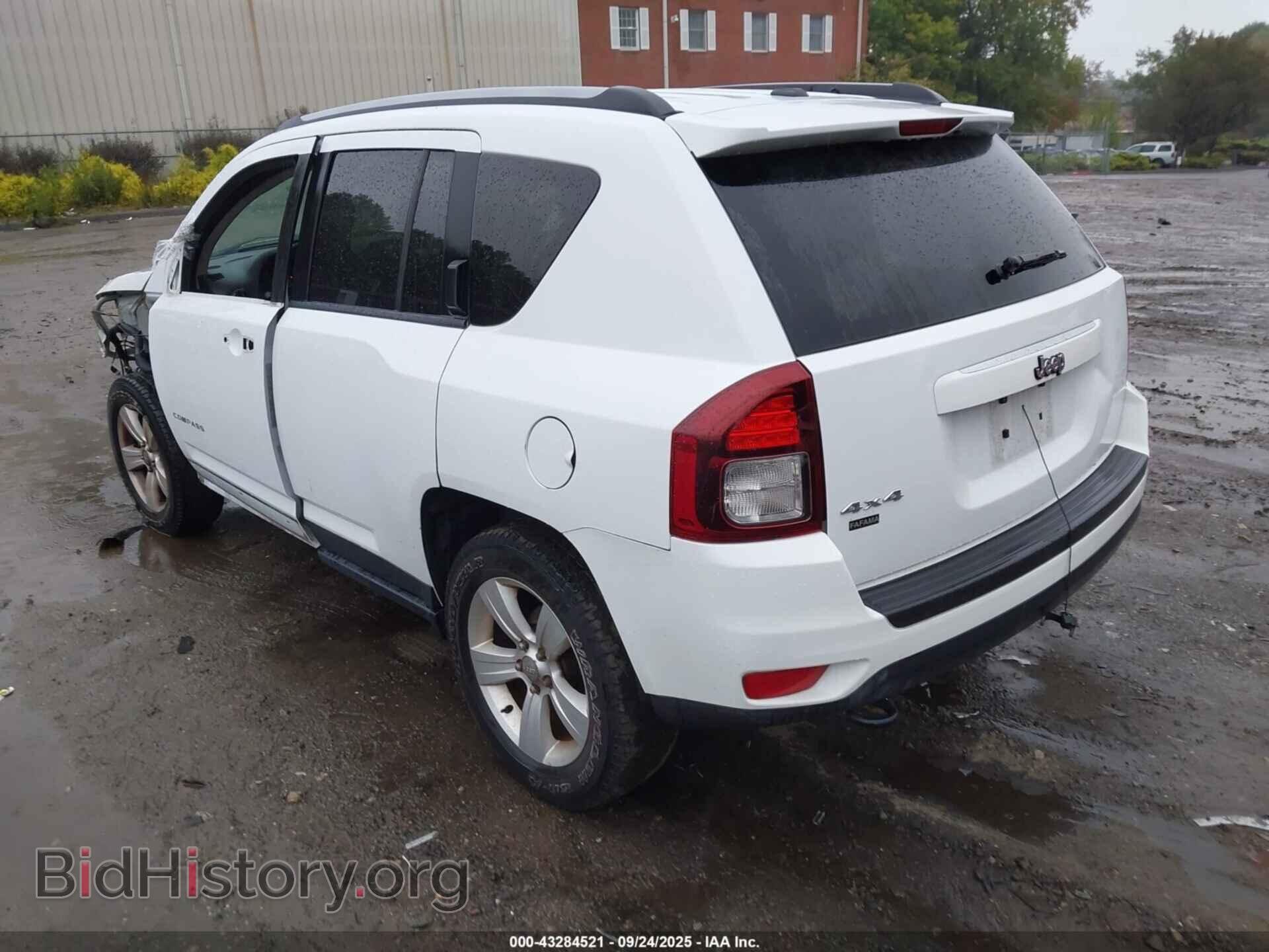 2015 JEEP COMPASS - VIN: 1C4NJDBB3FD240038 - Фото 3