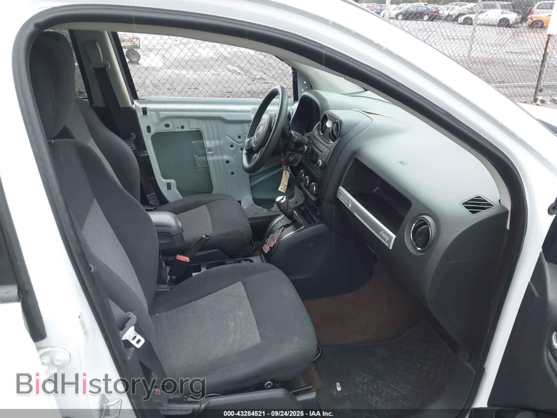 2015 JEEP COMPASS - VIN: 1C4NJDBB3FD240038 - Фото 5