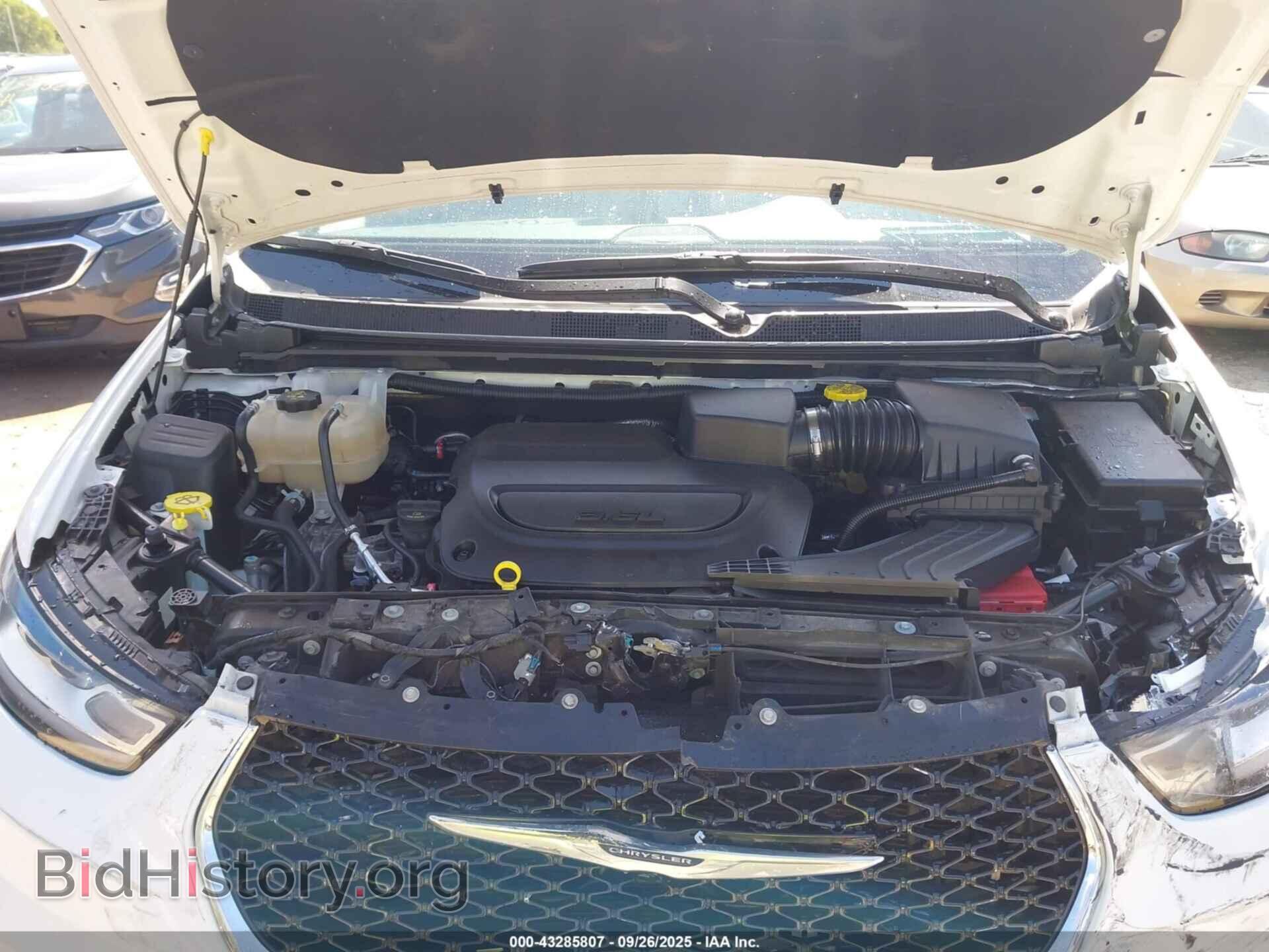 2023 CHRYSLER PACIFICA - VIN: 2C4RC1BG5PR533377 - Photo 10