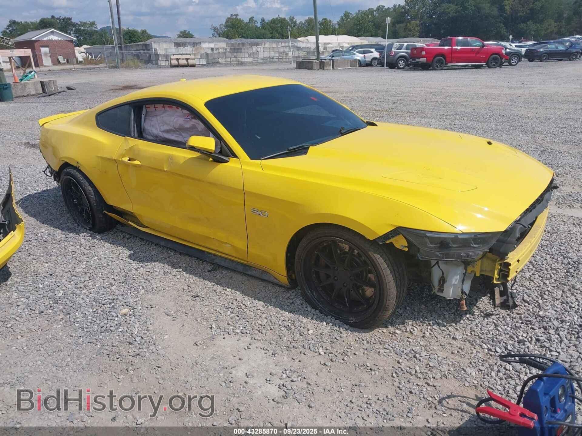 Photo 1FA6P8CF4F5310108 - FORD MUSTANG 2015