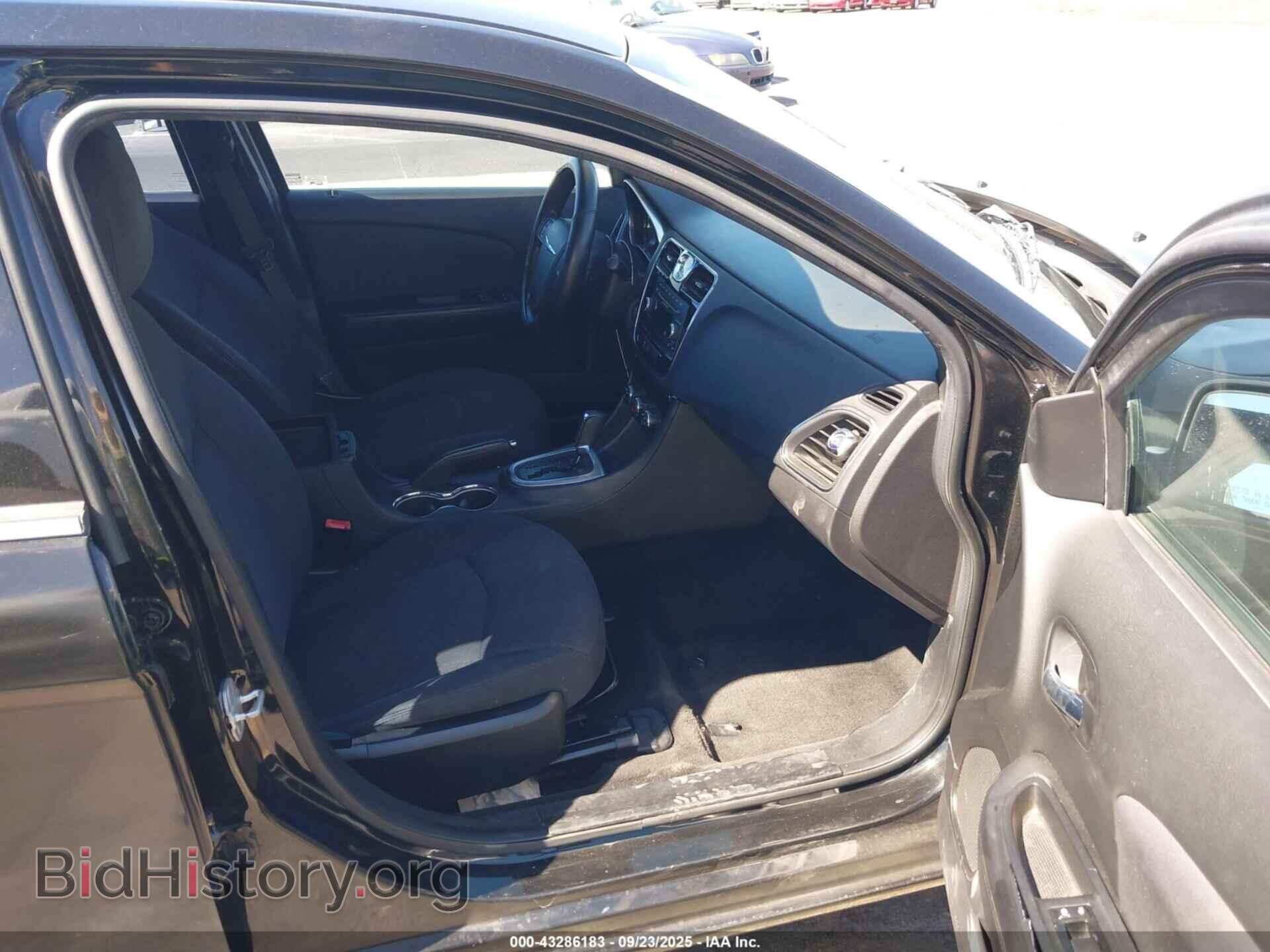 2012 CHRYSLER 200 - VIN: 1C3CCBAB8CN291519 - Фото 5