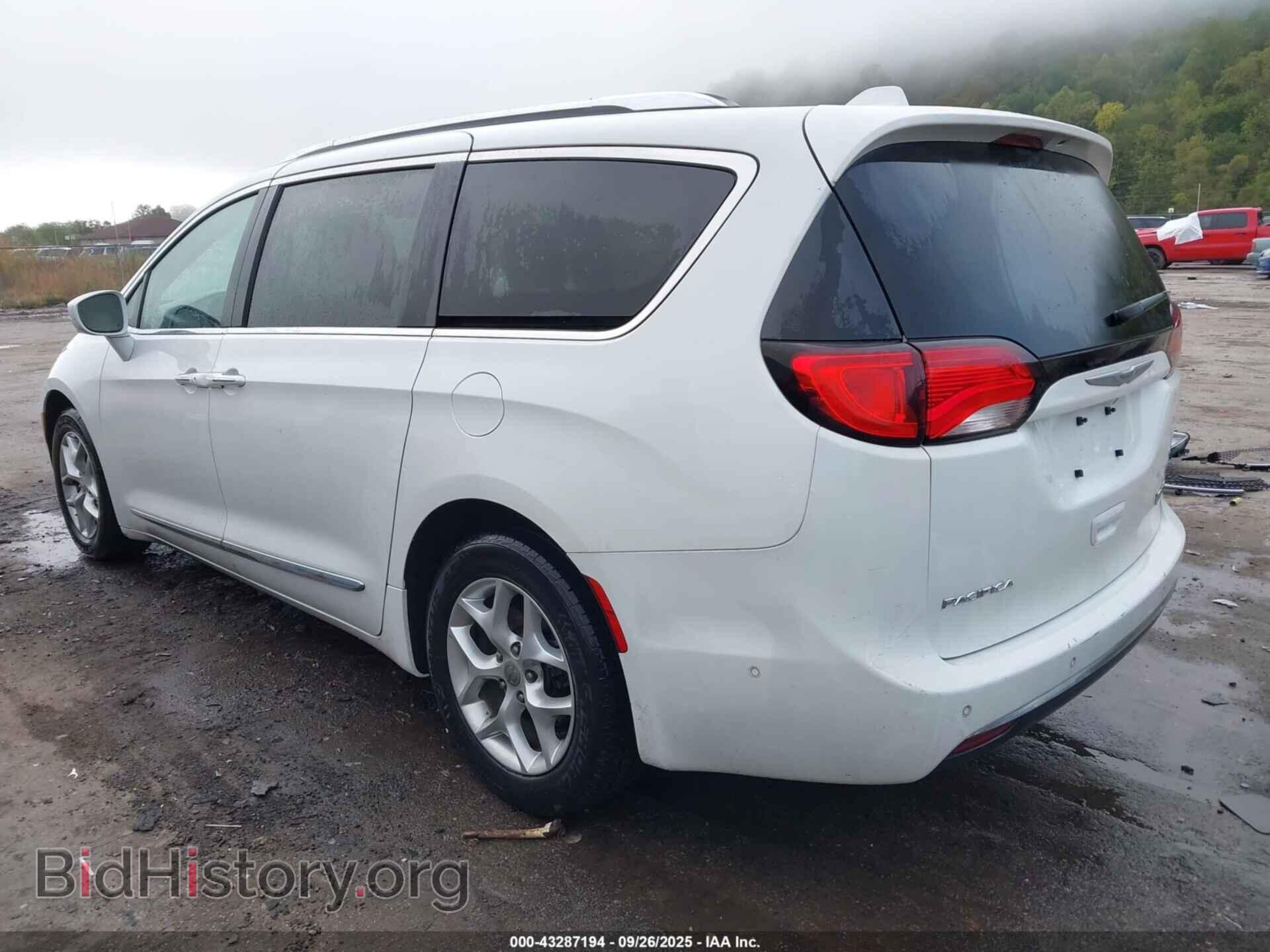 2017 CHRYSLER PACIFICA - VIN: 2C4RC1EG4HR513800 - Фото 3