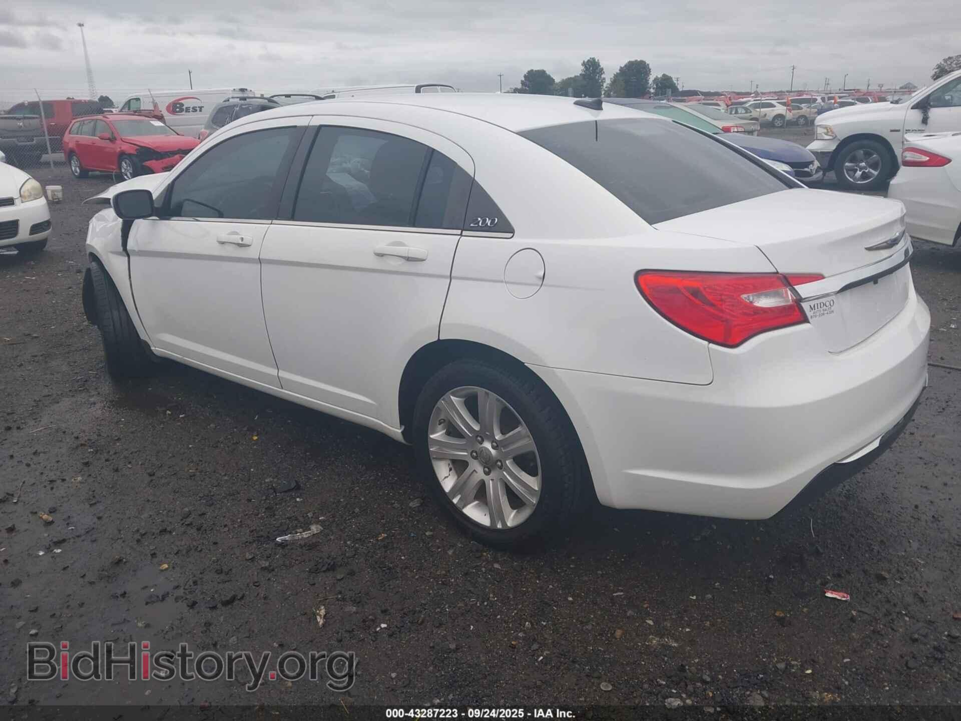 2013 CHRYSLER 200 - VIN: 1C3CCBBBXDN558305 - Фото 3