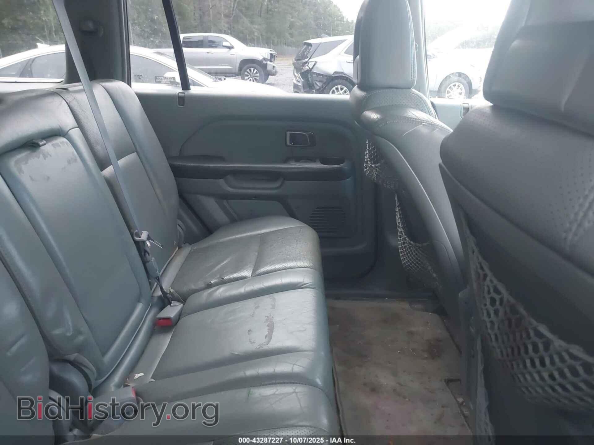 2005 HONDA PILOT - VIN: 5FNYF18595B032557 - Фото 8
