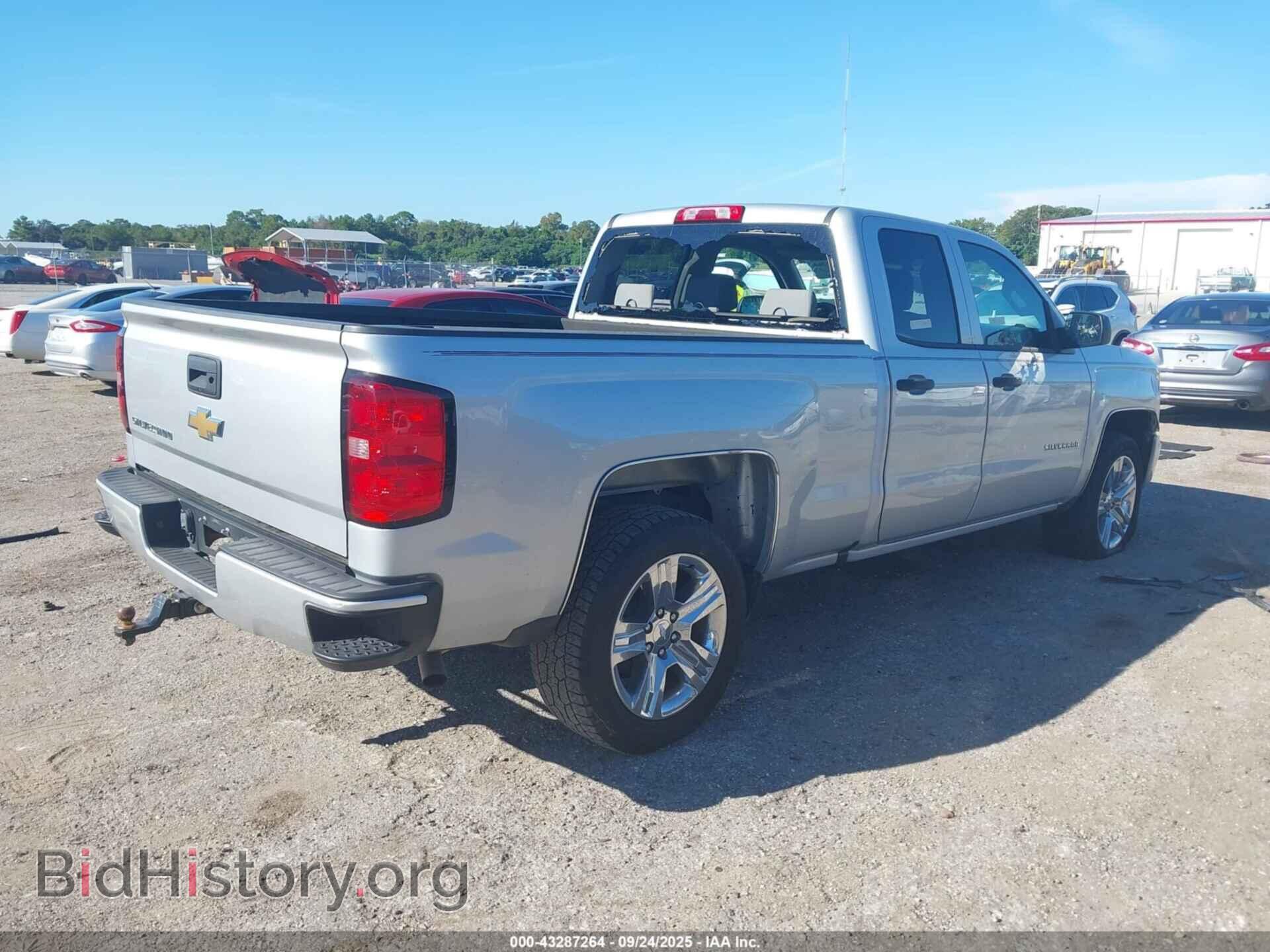2017 CHEVROLET SILVERADO 1500 - VIN: 1GCRCPEC4HZ299526 - Фото 4