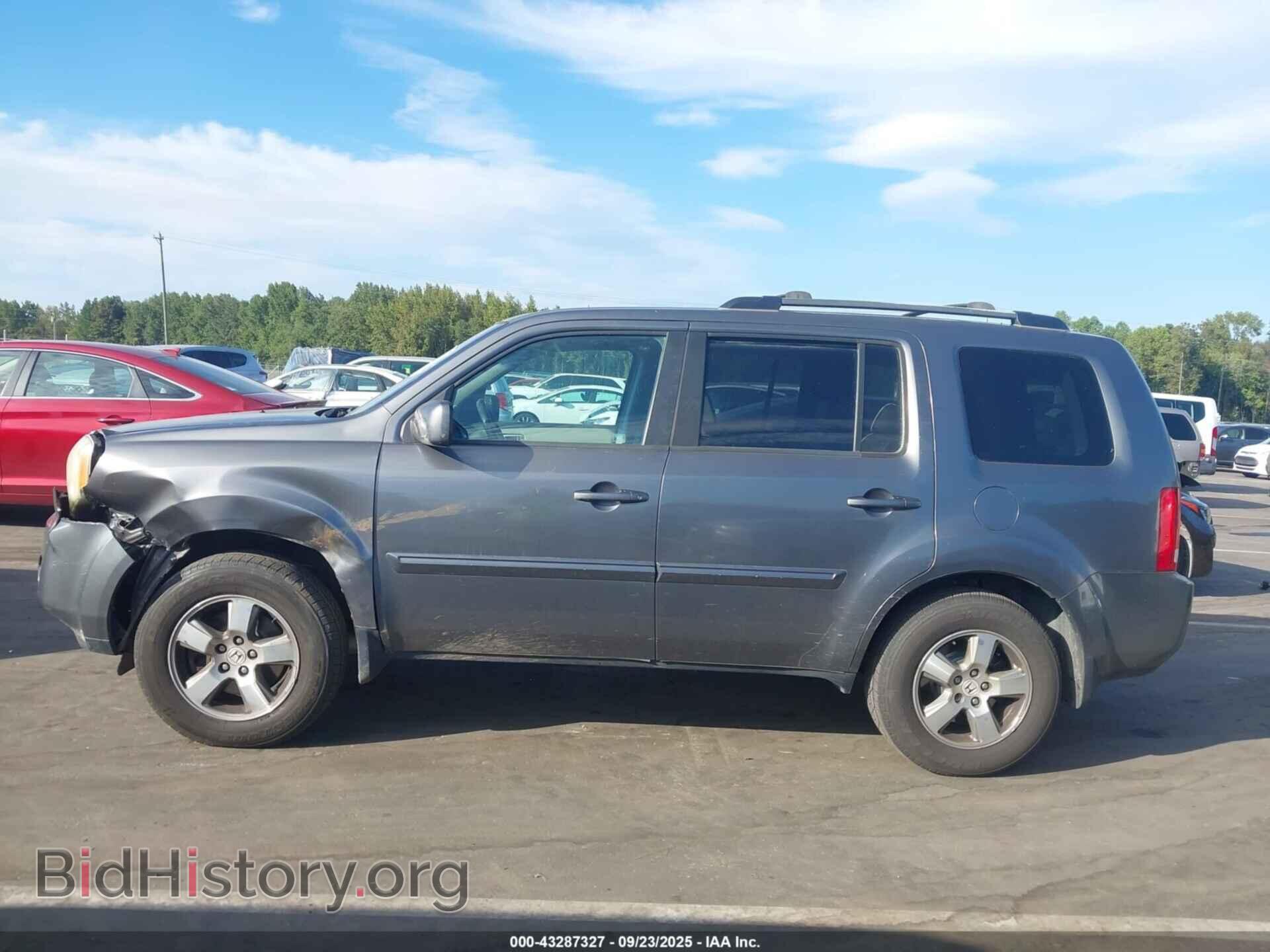 2011 HONDA PILOT - VIN: 5FNYF4H74BB070633 - Фото 14