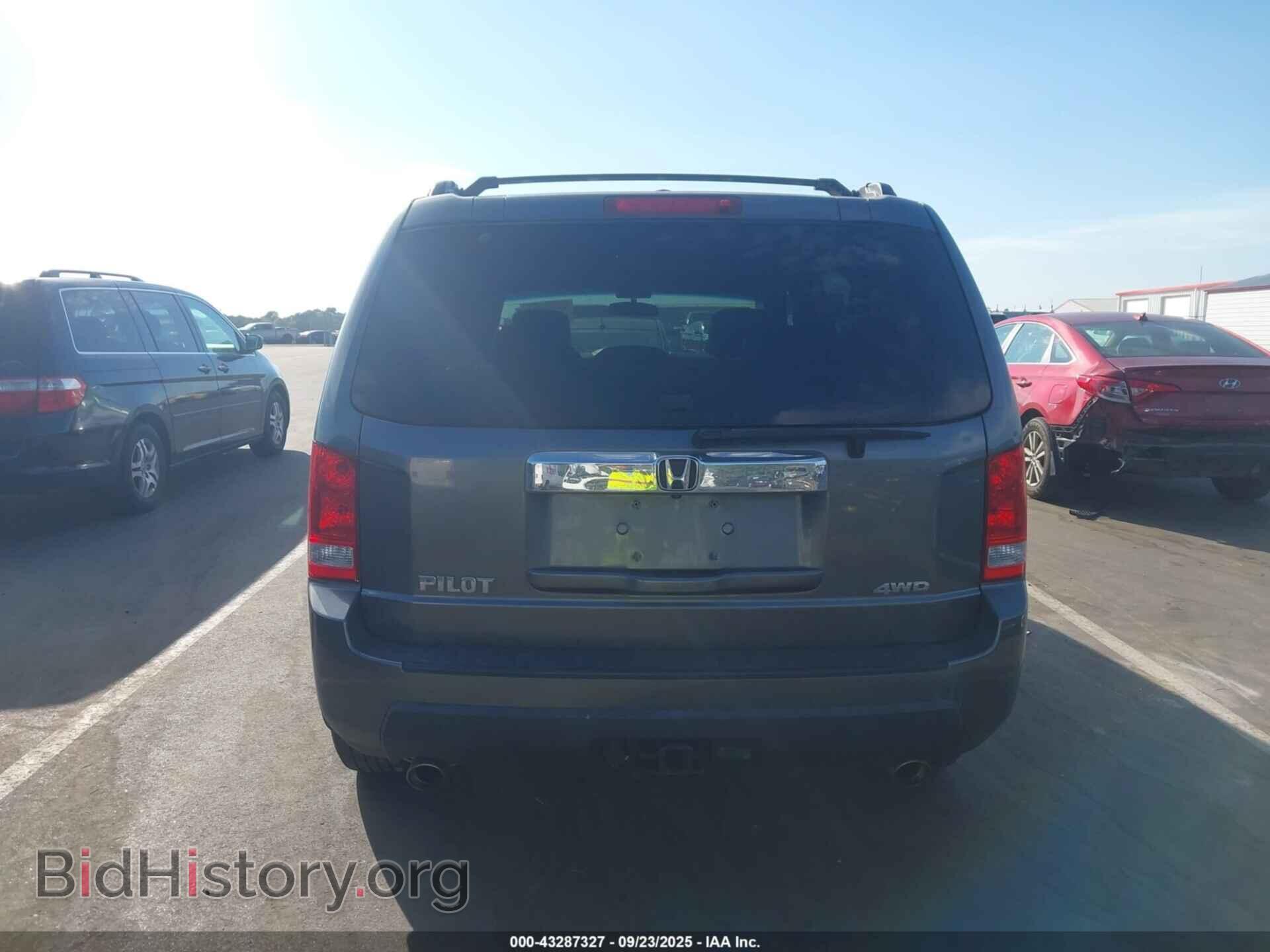2011 HONDA PILOT - VIN: 5FNYF4H74BB070633 - Фото 16