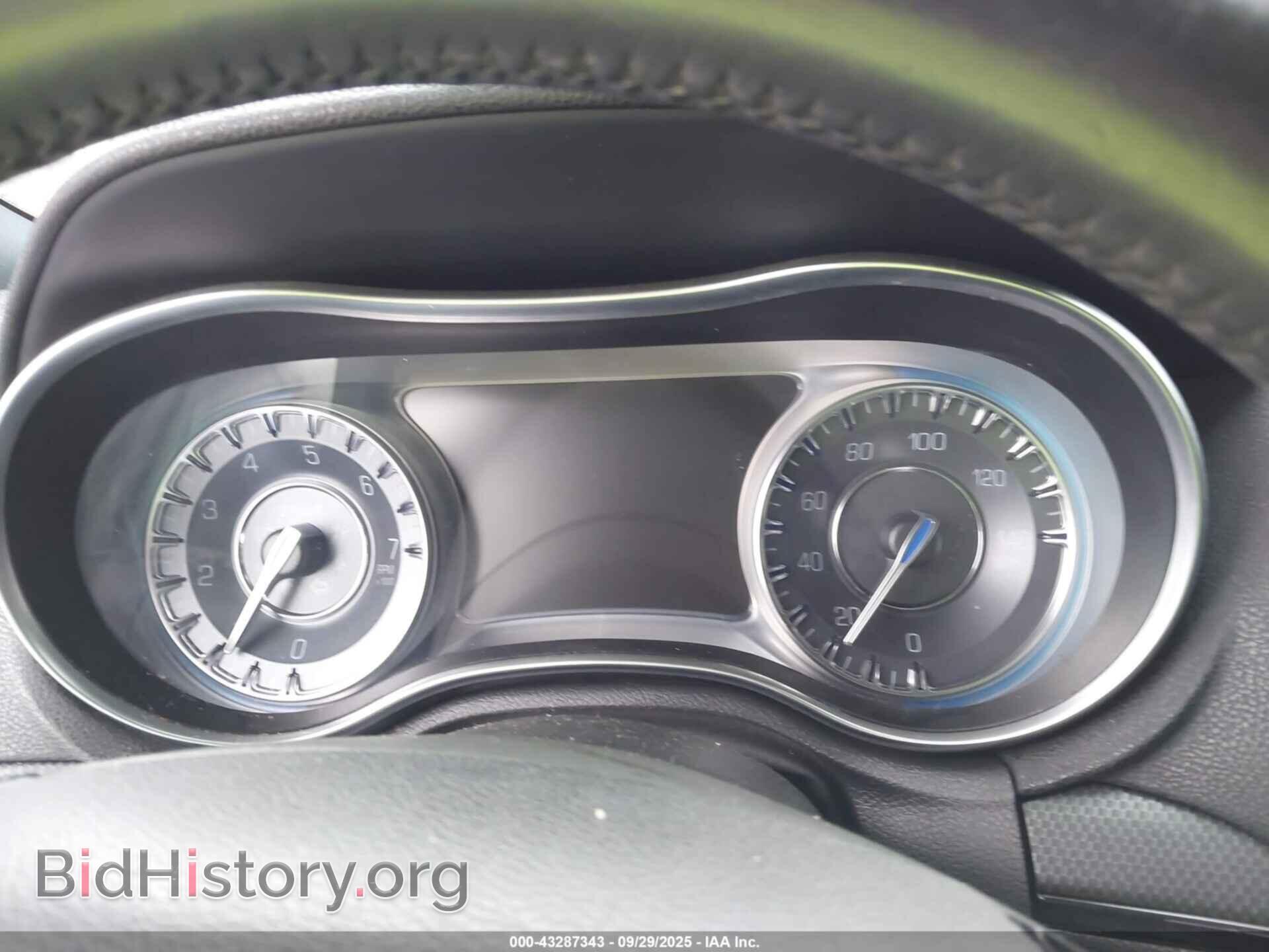 2013 CHRYSLER 300 - VIN: 2C3CCABG4DH557830 - Фото 7