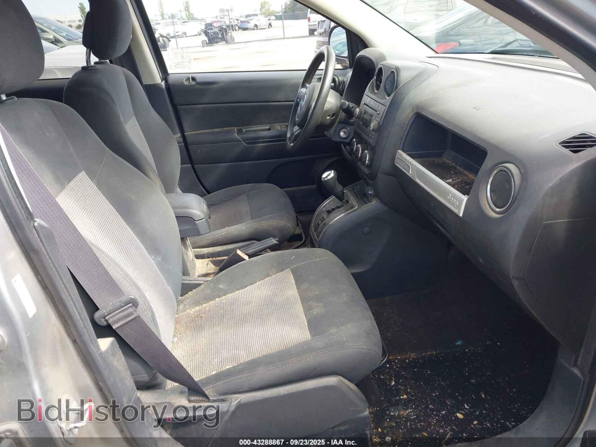 2016 JEEP COMPASS - VIN: 1C4NJCBA8GD560247 - Фото 5