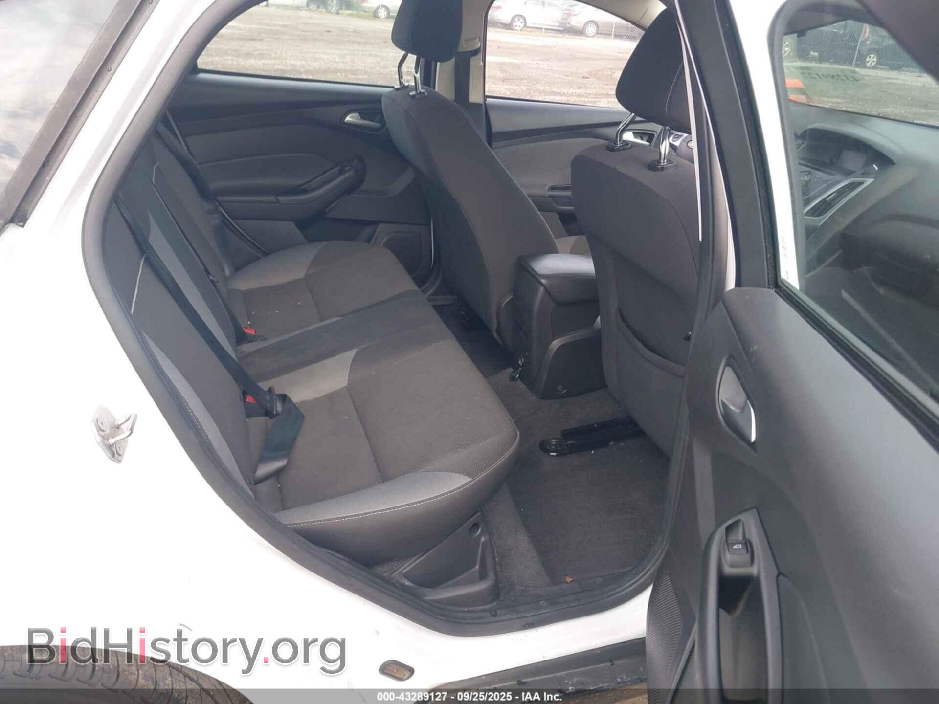 2012 FORD FOCUS - VIN: 1FAHP3F26CL310302 - Photo 8