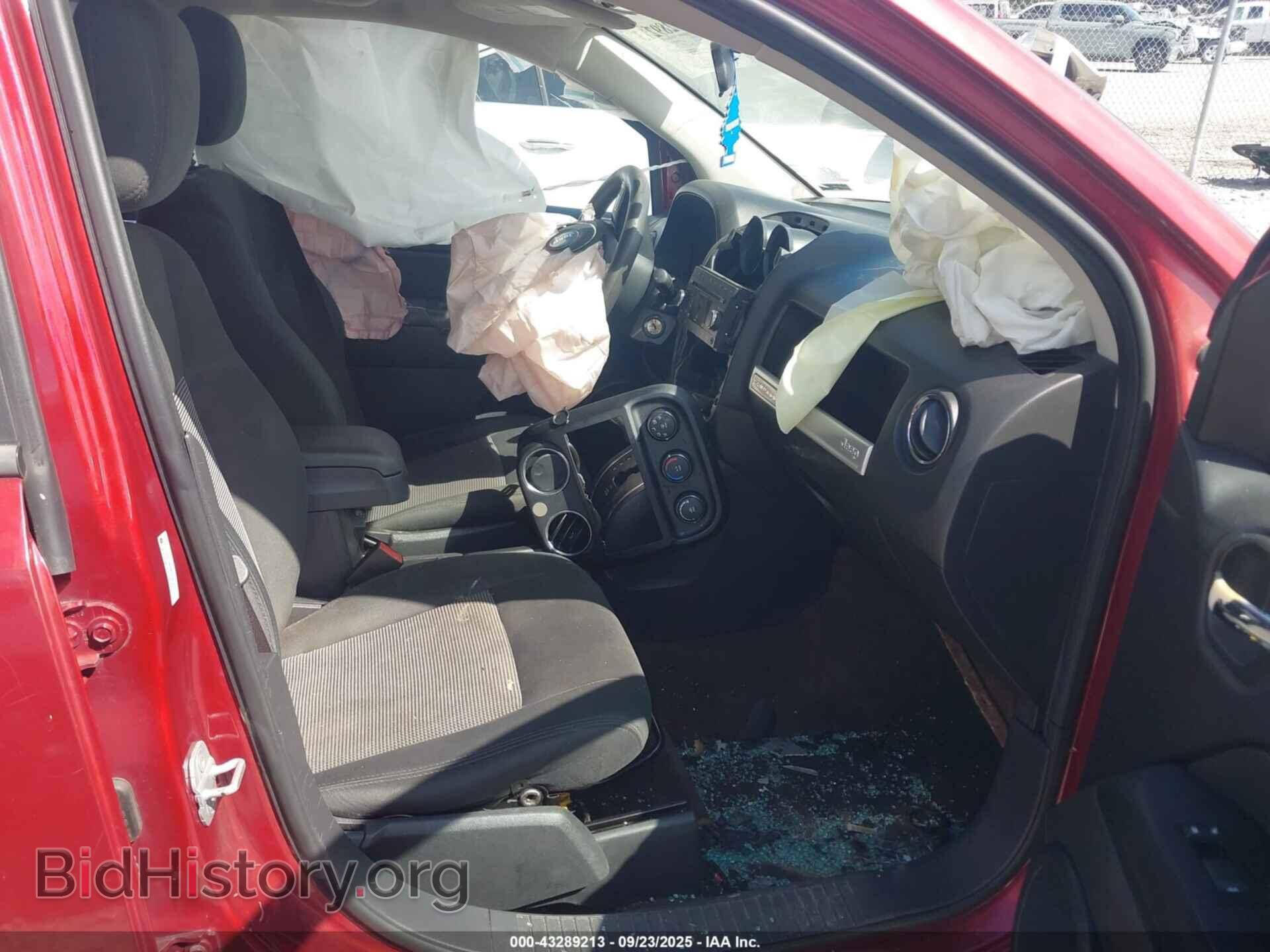 2014 JEEP COMPASS - VIN: 1C4NJCBA4ED576541 - Фото 5