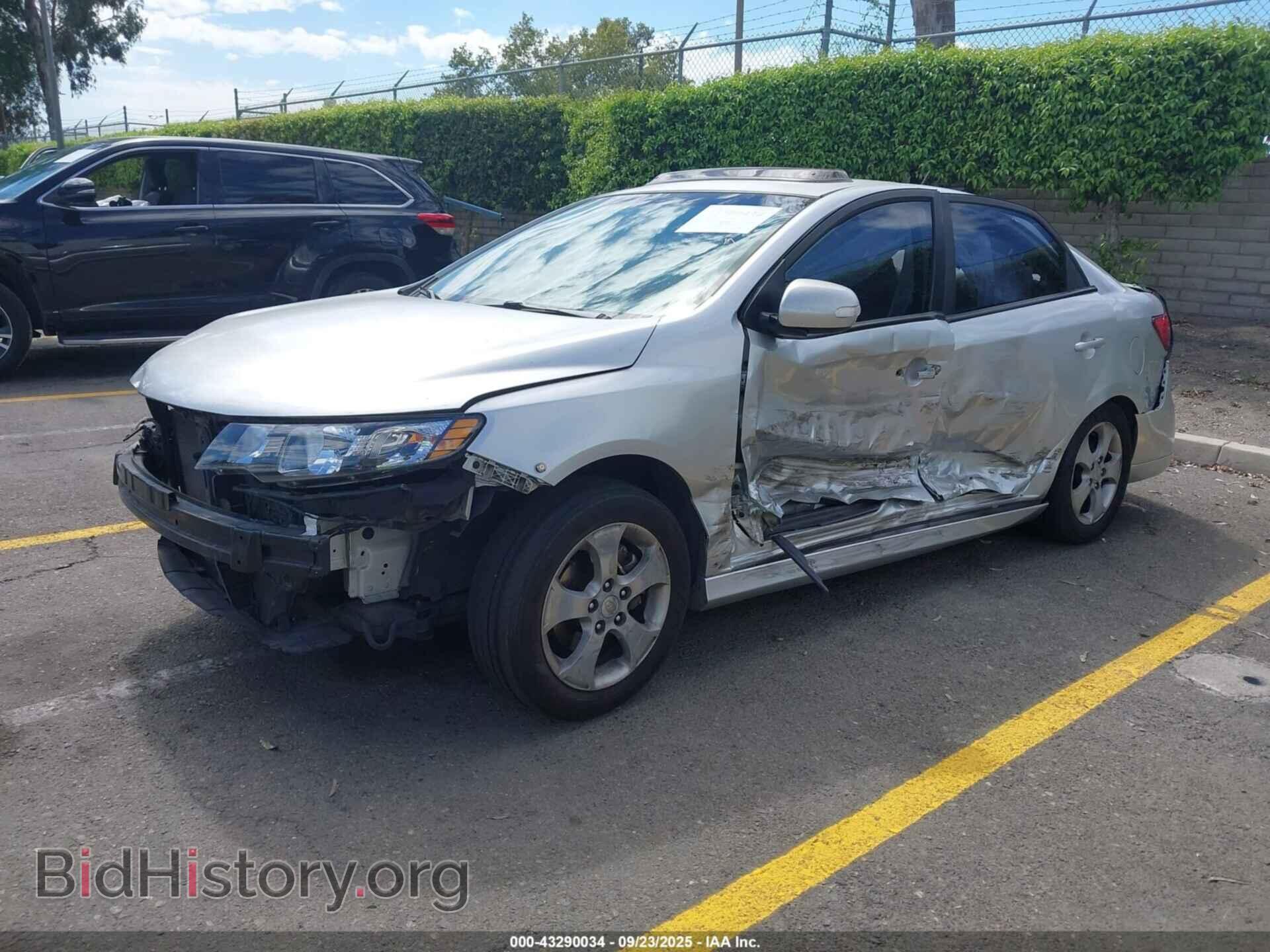 2010 KIA FORTE - VIN: KNAFU4A20A5107010 - Фото 2